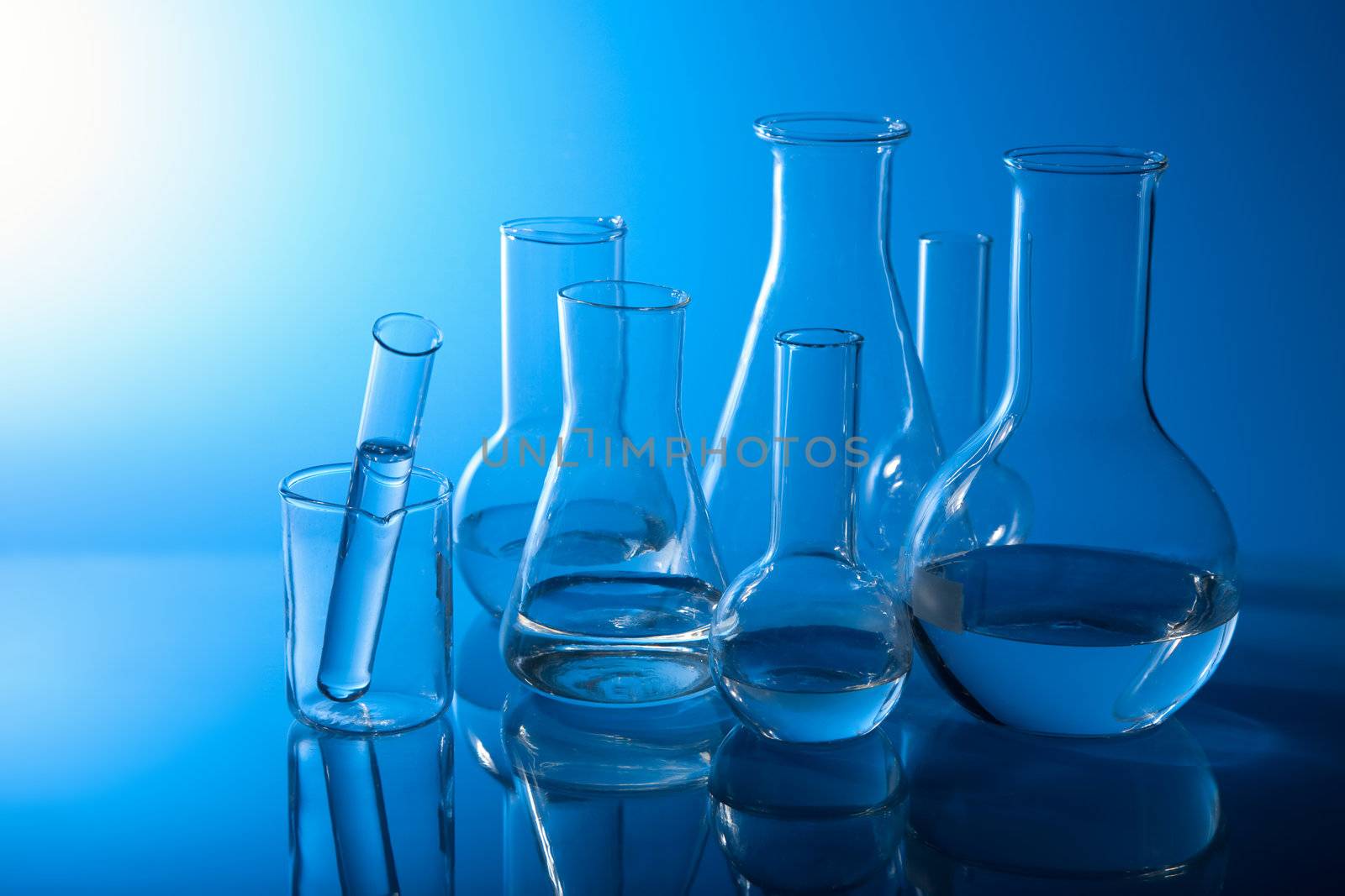 chemical laboratory equipment
