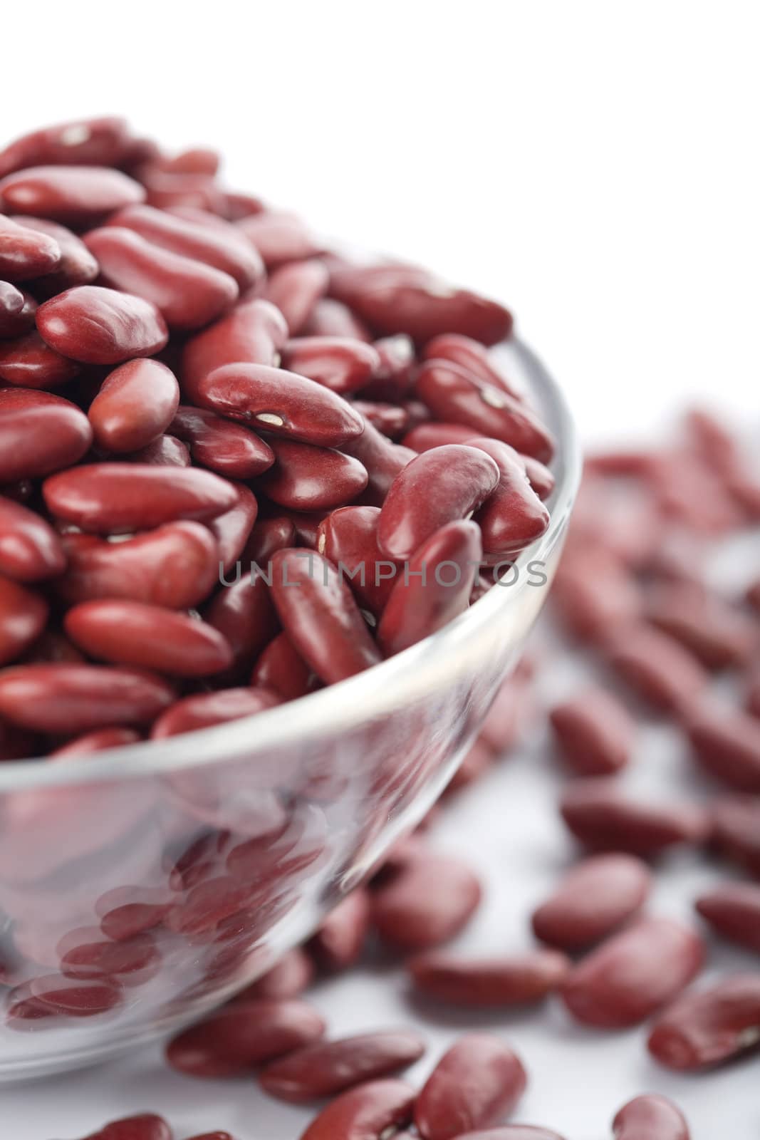 bowl with haricot bean isolated
