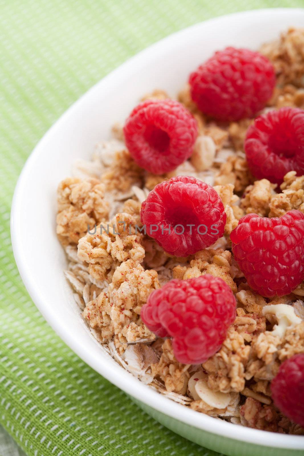 cereal with raspberries