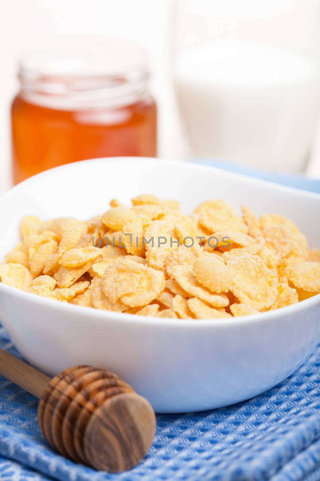 cornflakes with honey