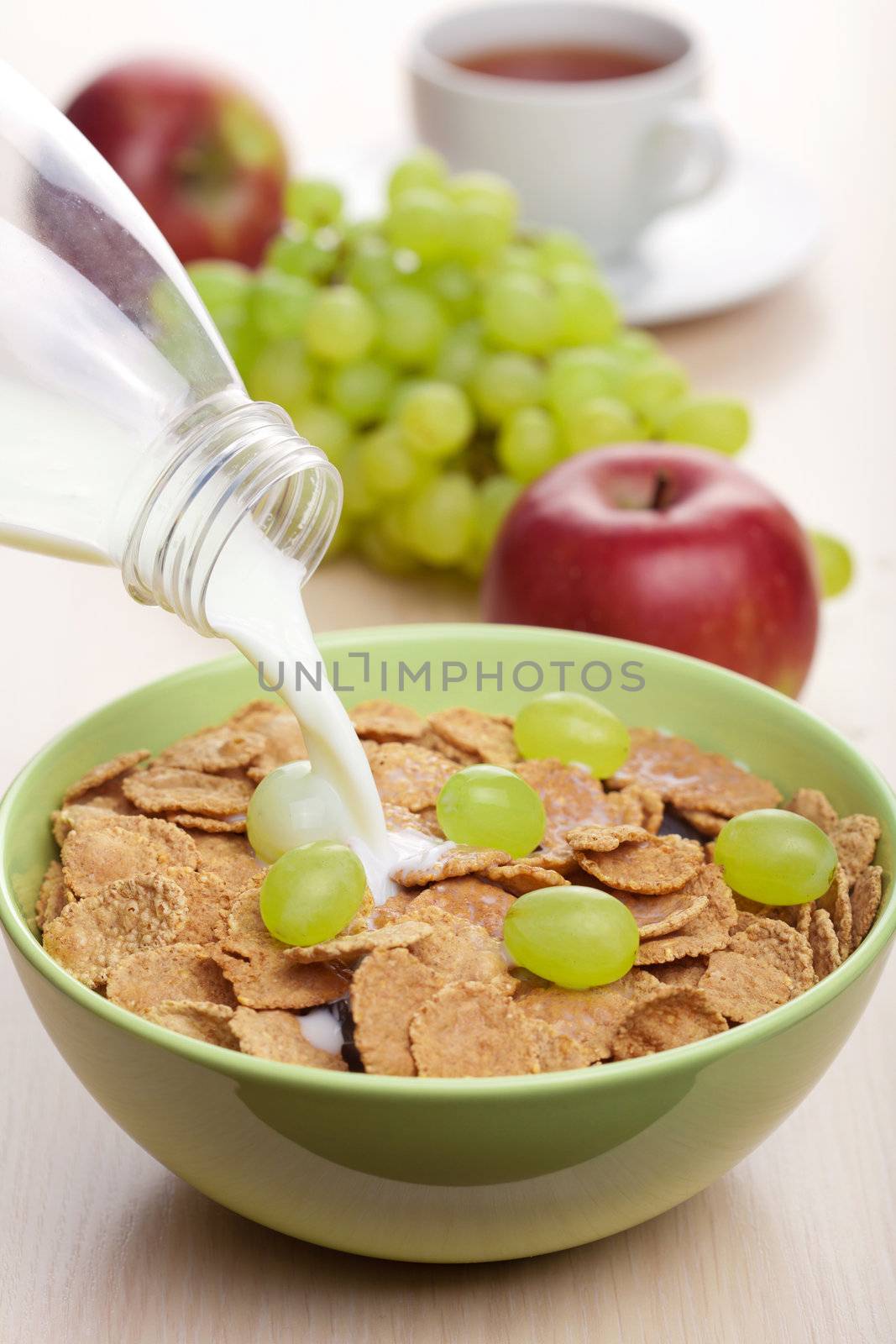 cornflakes with grapes