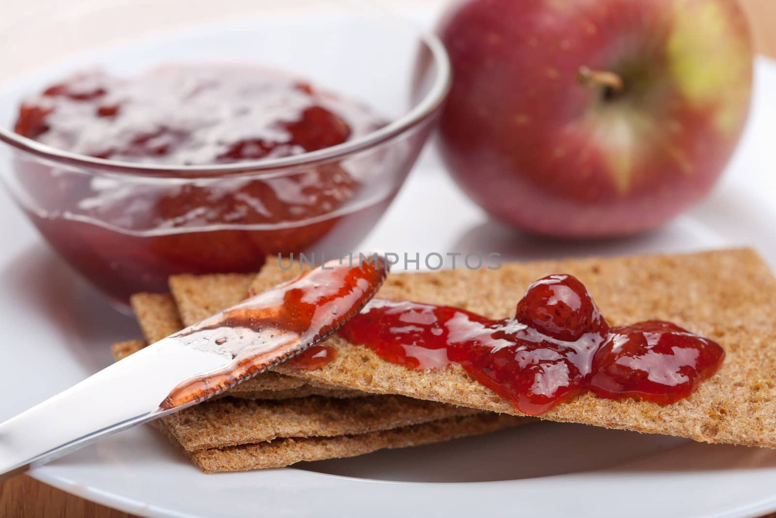 crispbread with jam