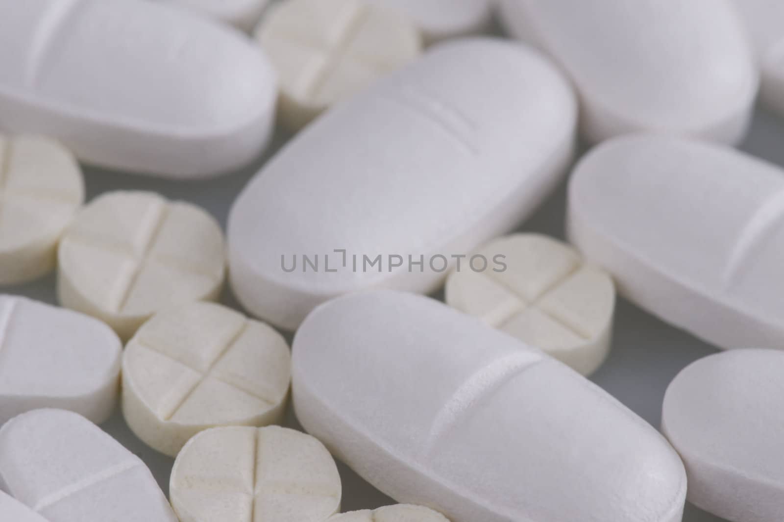 Composition with three kinds of pills