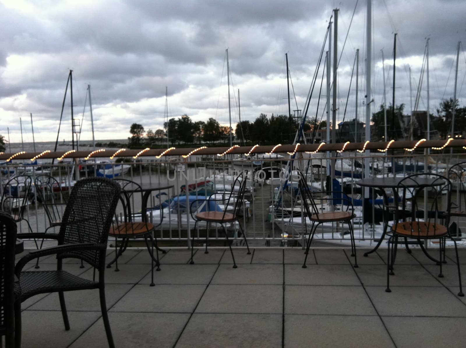 lunch area at harbor