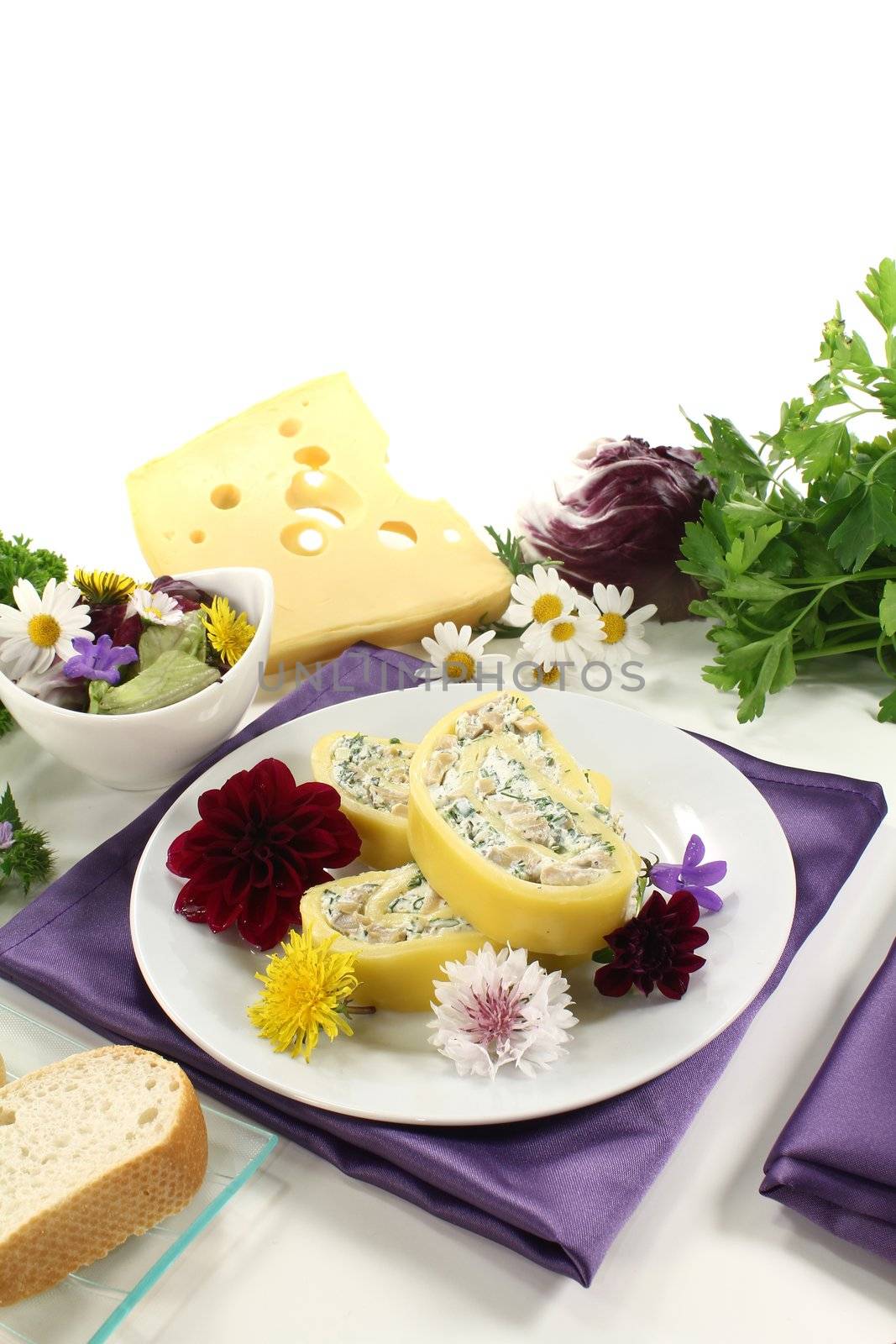 Cheese rolls with edible flowers by discovery