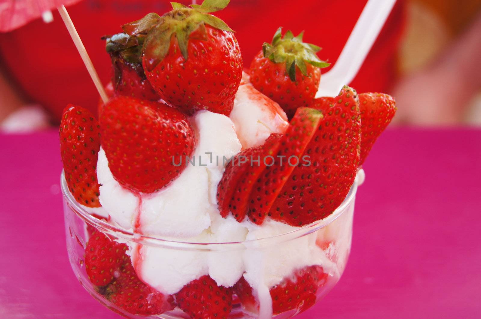 Strawberries and ice cream by Elet