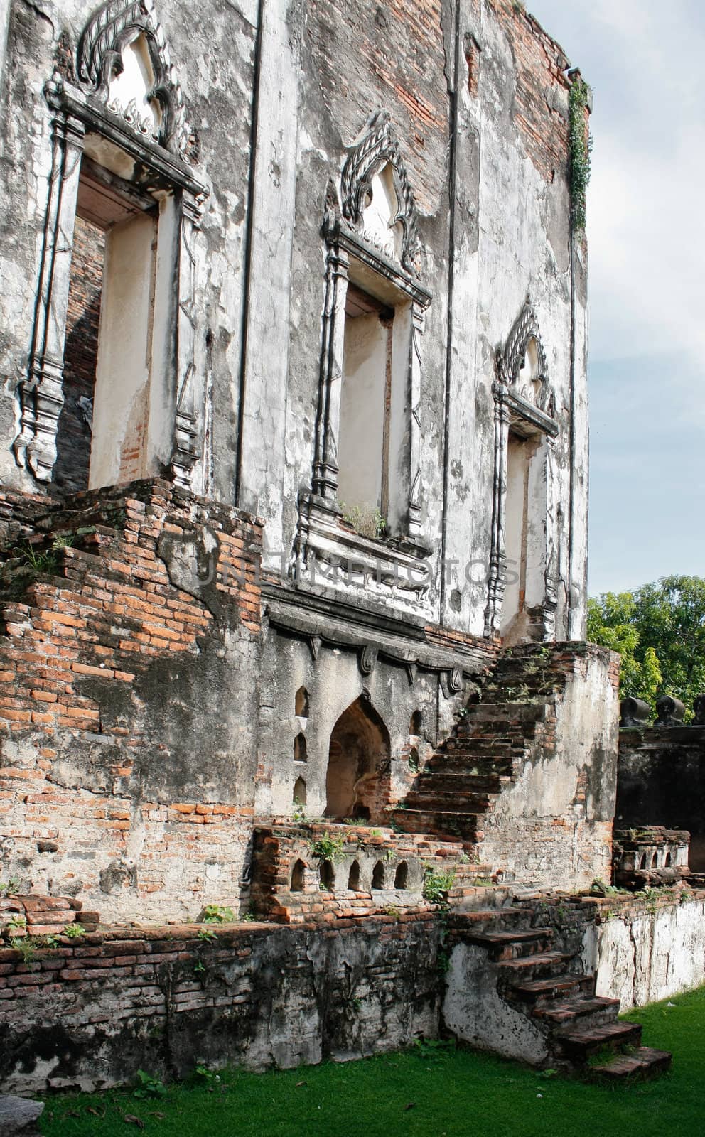 narai palace in lopburi thailand