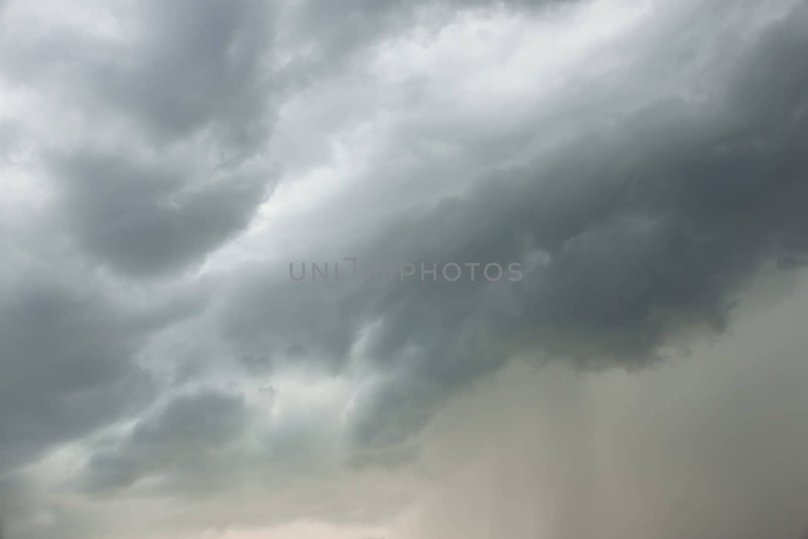 Grey storm clouds covered the sky before the thunderstorm