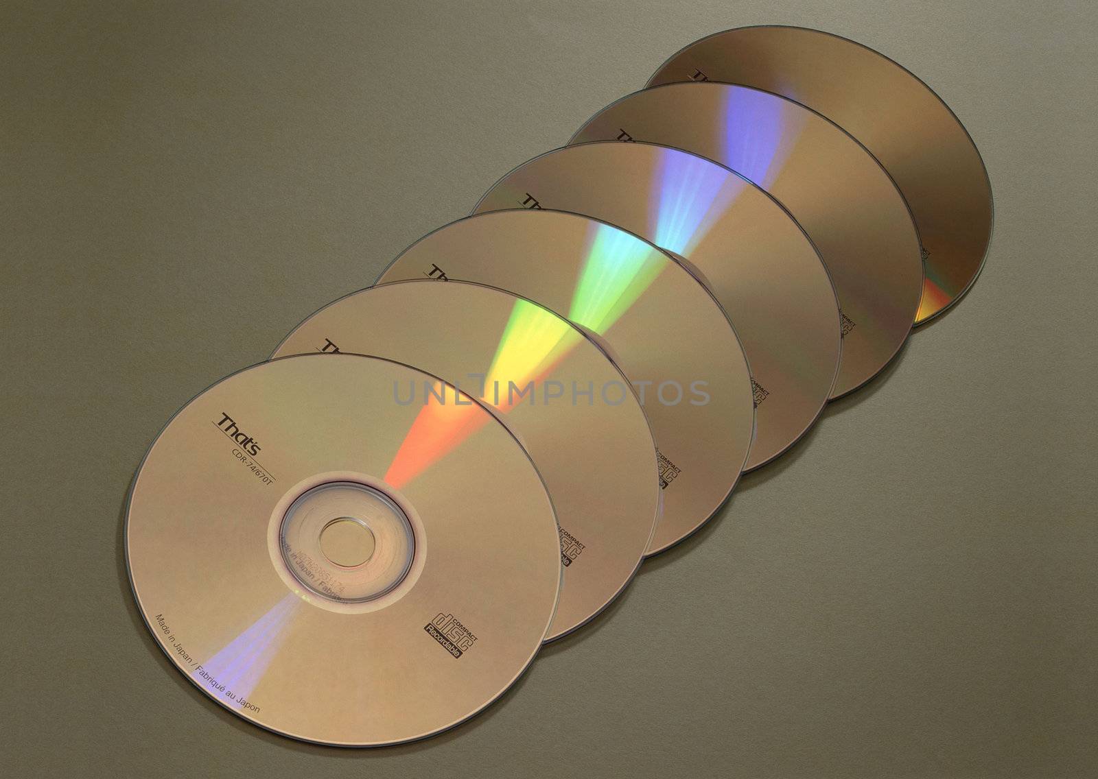 CDs disks by Baltus