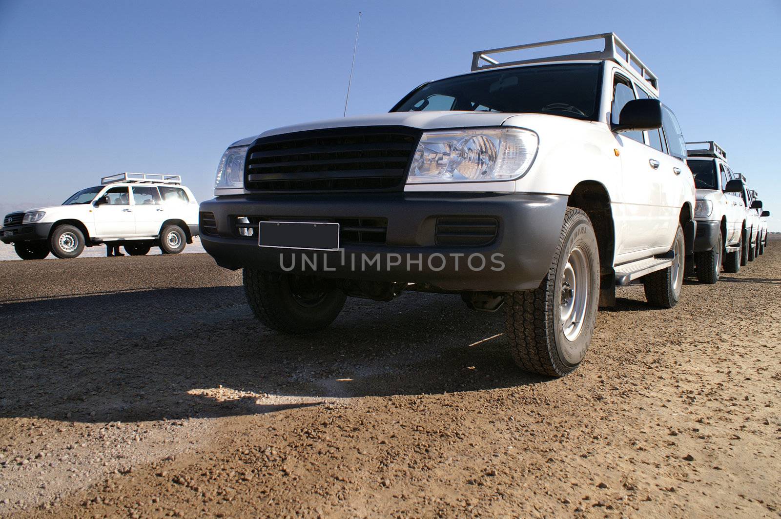 Offroad in the desert by photochecker