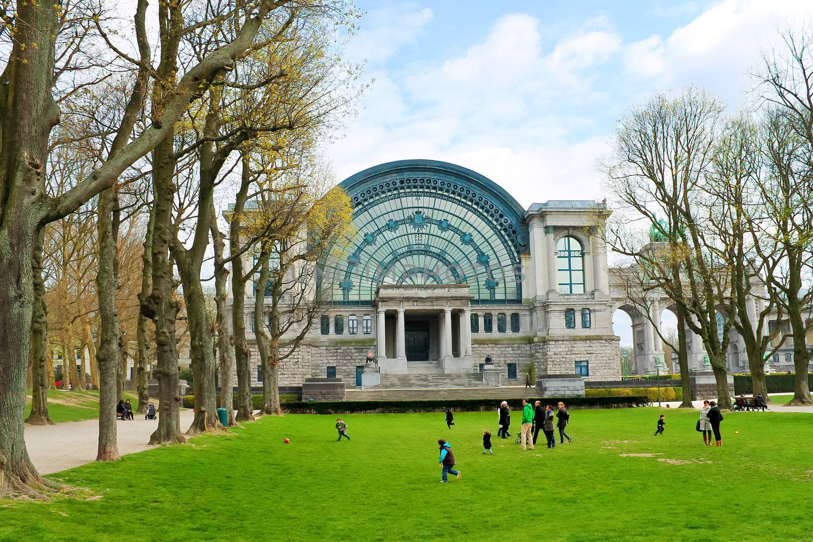 Spring jubelpark in brussels, belgium