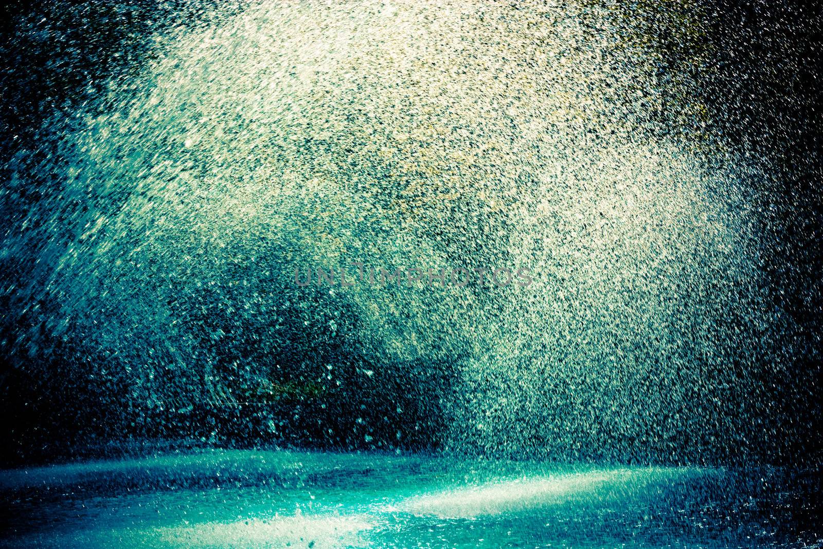 Splashing fountain in city park