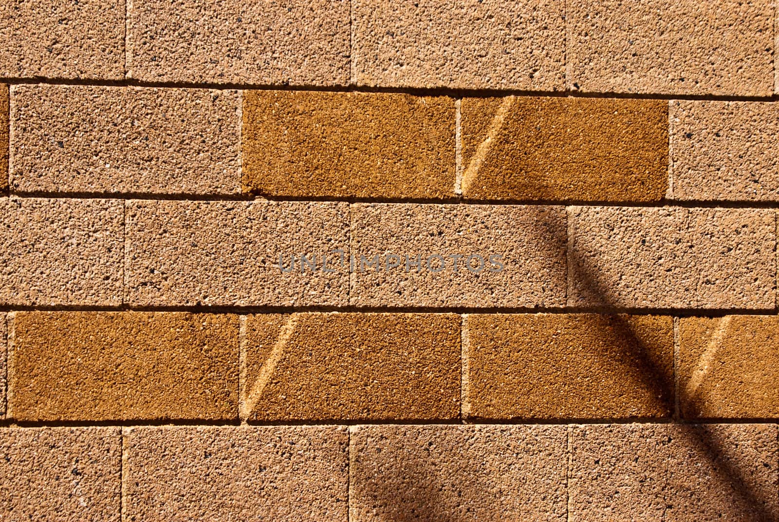 Block wall with V shapes by emattil