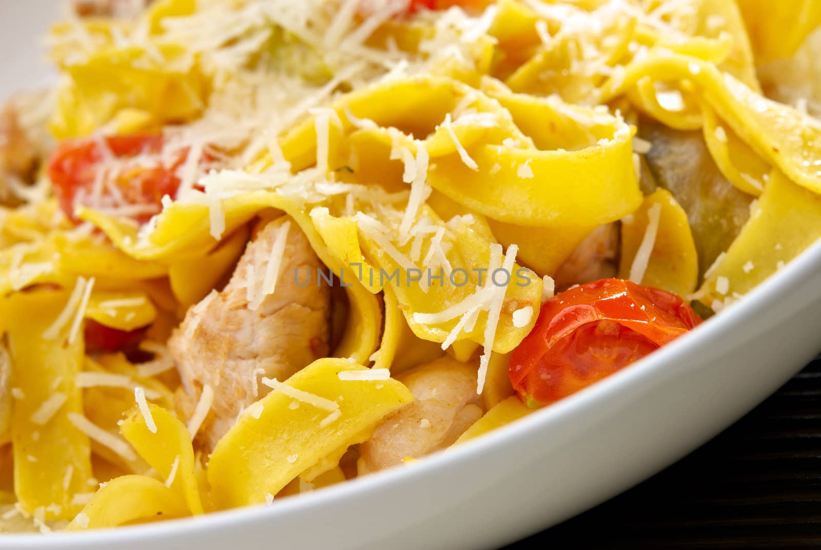 Spaghetti pasta with cheese, chicken and tomato by kirs-ua