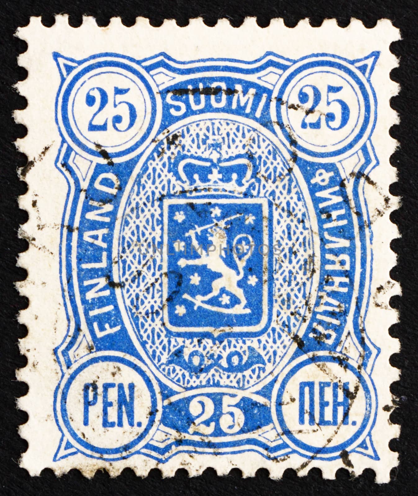 FINLAND - CIRCA 1895: a stamp printed in the Finland shows Crowned Lion Rampant, Arms of Finland under Russian Empire, circa 1895
