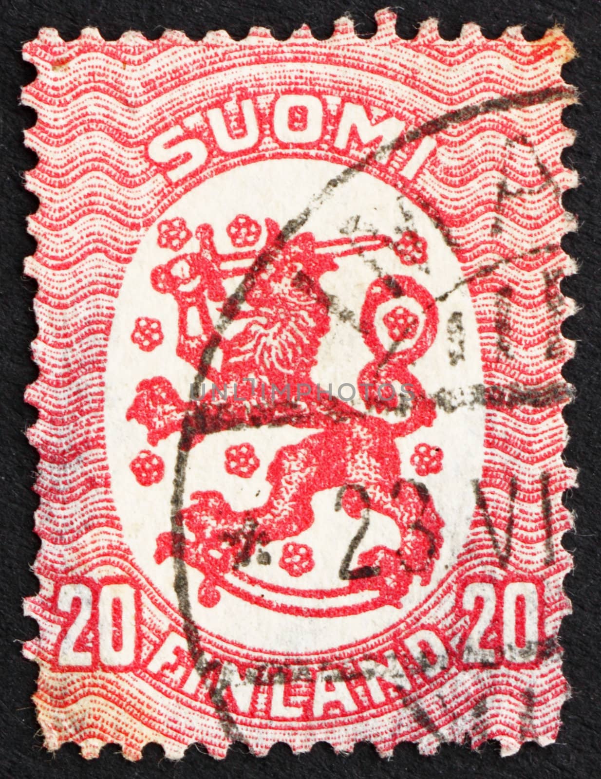 FINLAND - CIRCA 1920: a stamp printed in the Finland shows Crowned Lion Rampant, Arms of the Republic of Finland, circa 1920