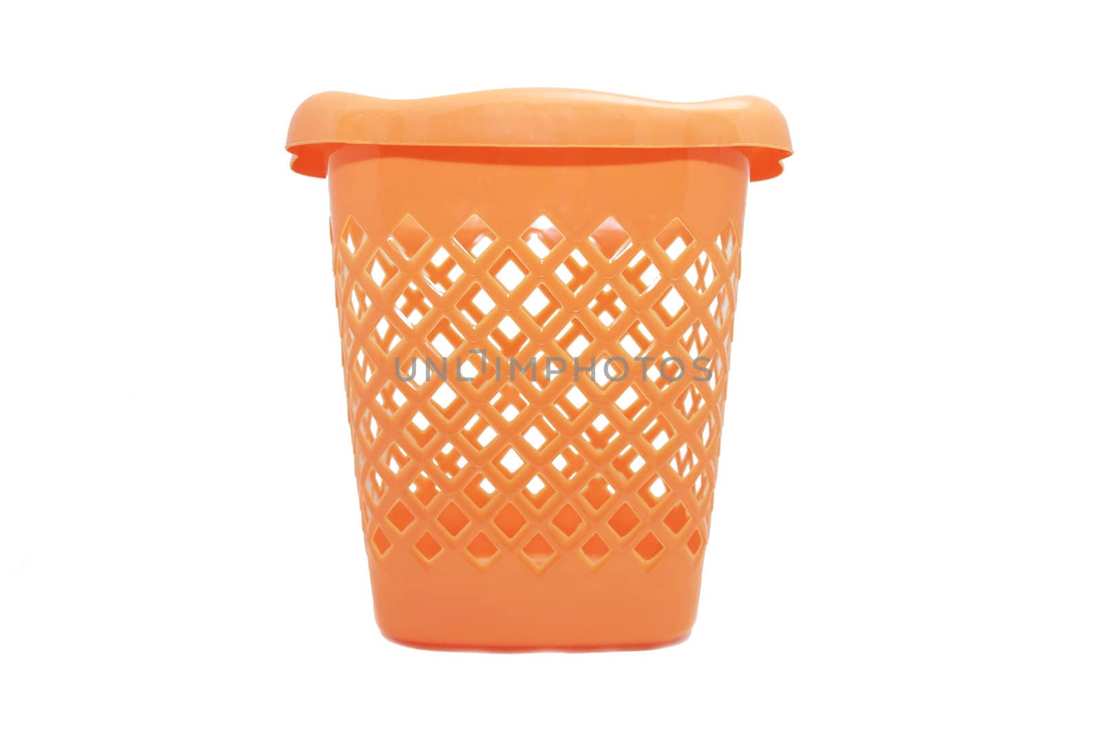 Plastic trash can by Lester120