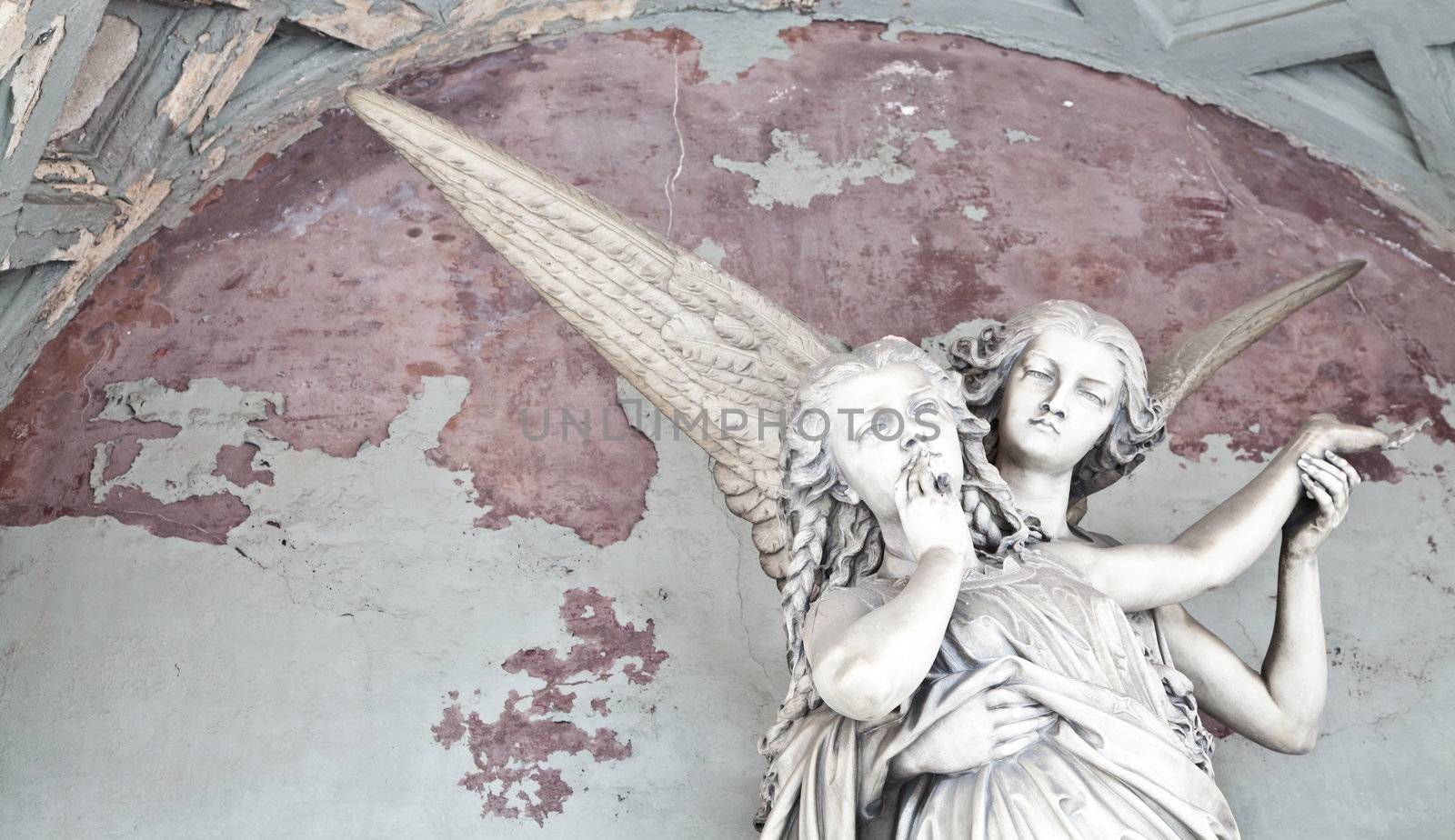 Collection of the most beautiful and moving architectures examples in European cemeteries