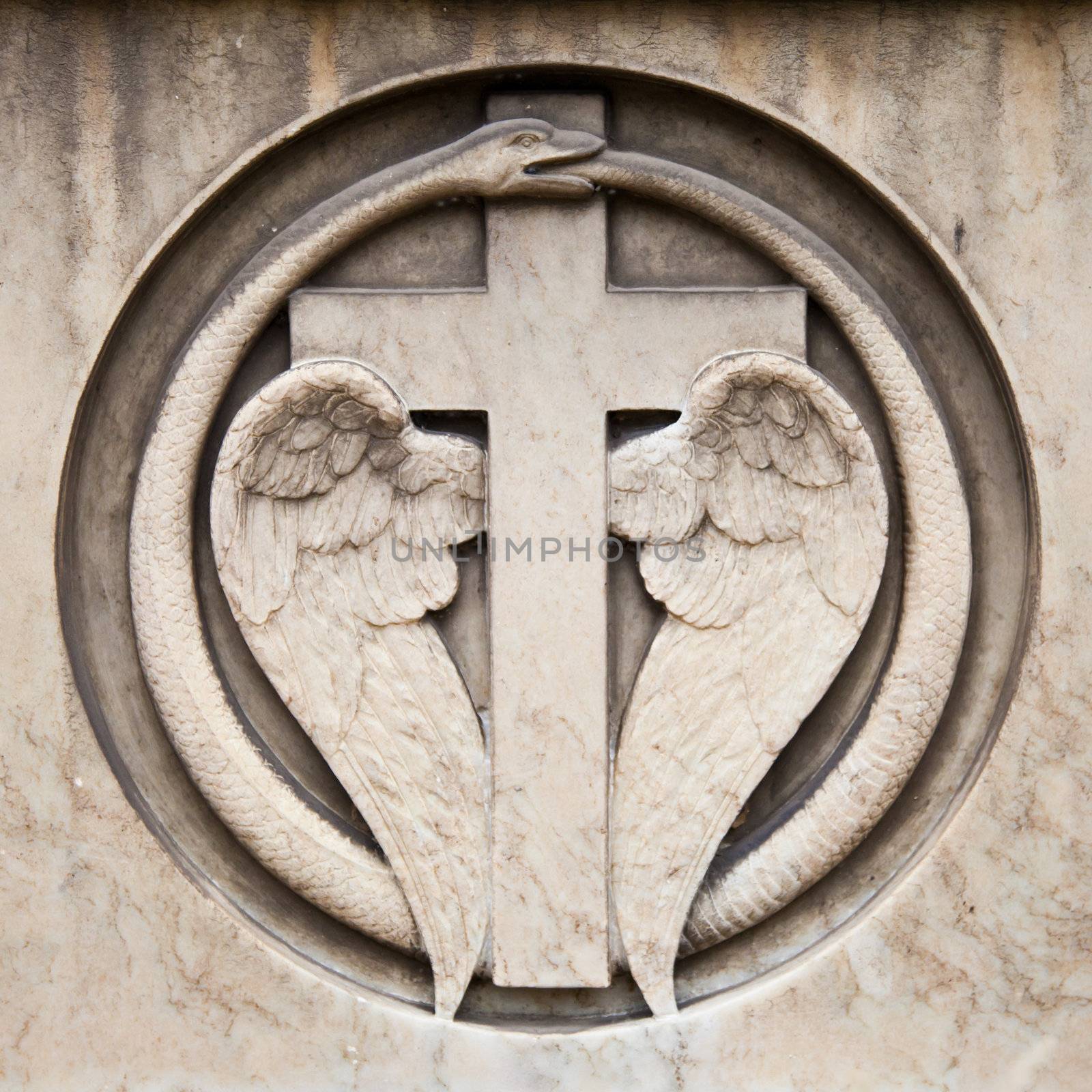 Collection of the most beautiful and mysterious architectures examples in European cemeteries