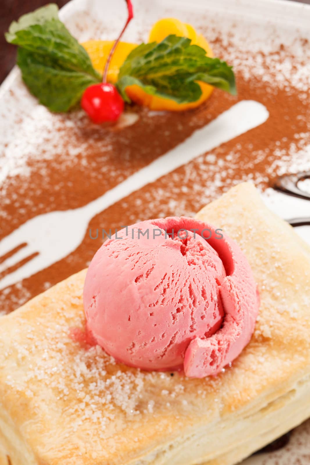 puff pastry with ice cream