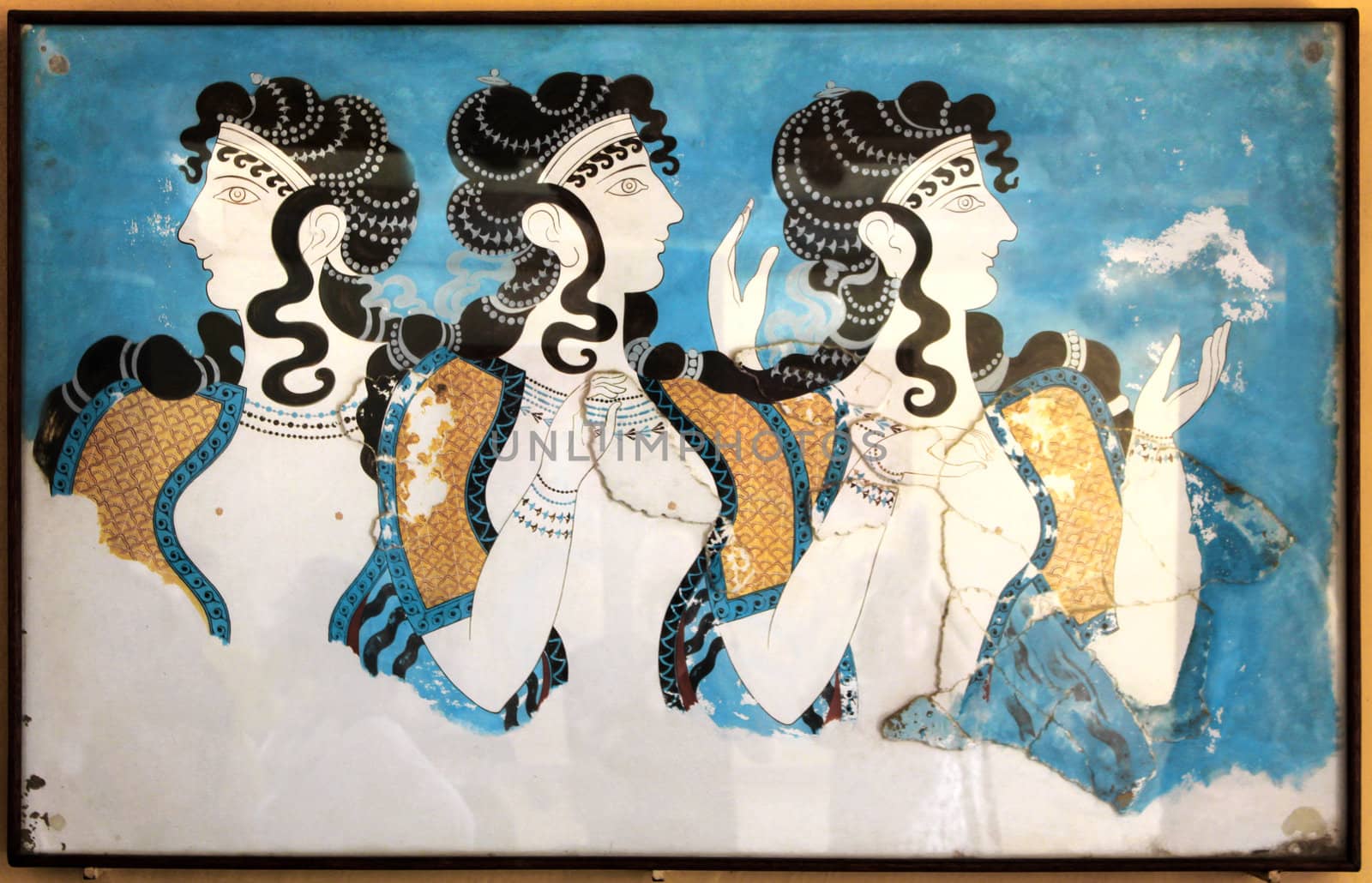 Minoan ladies mural painting fresco by anterovium