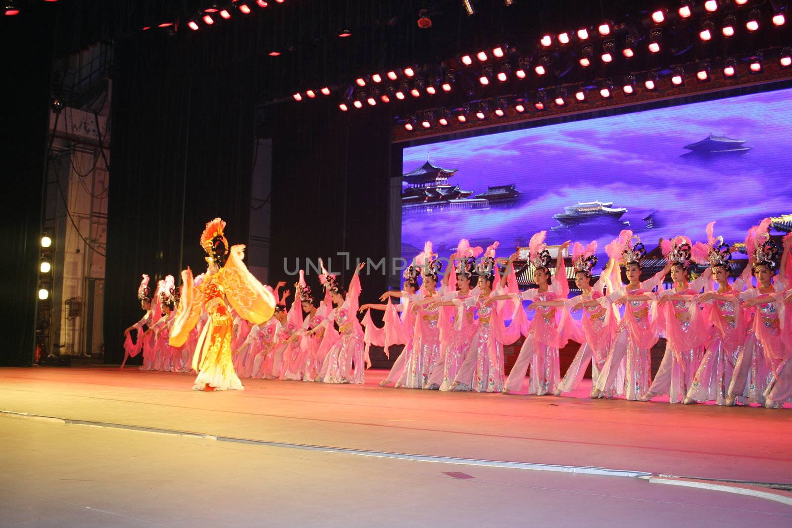 theatre of dancing in Xi'an / Xian, China