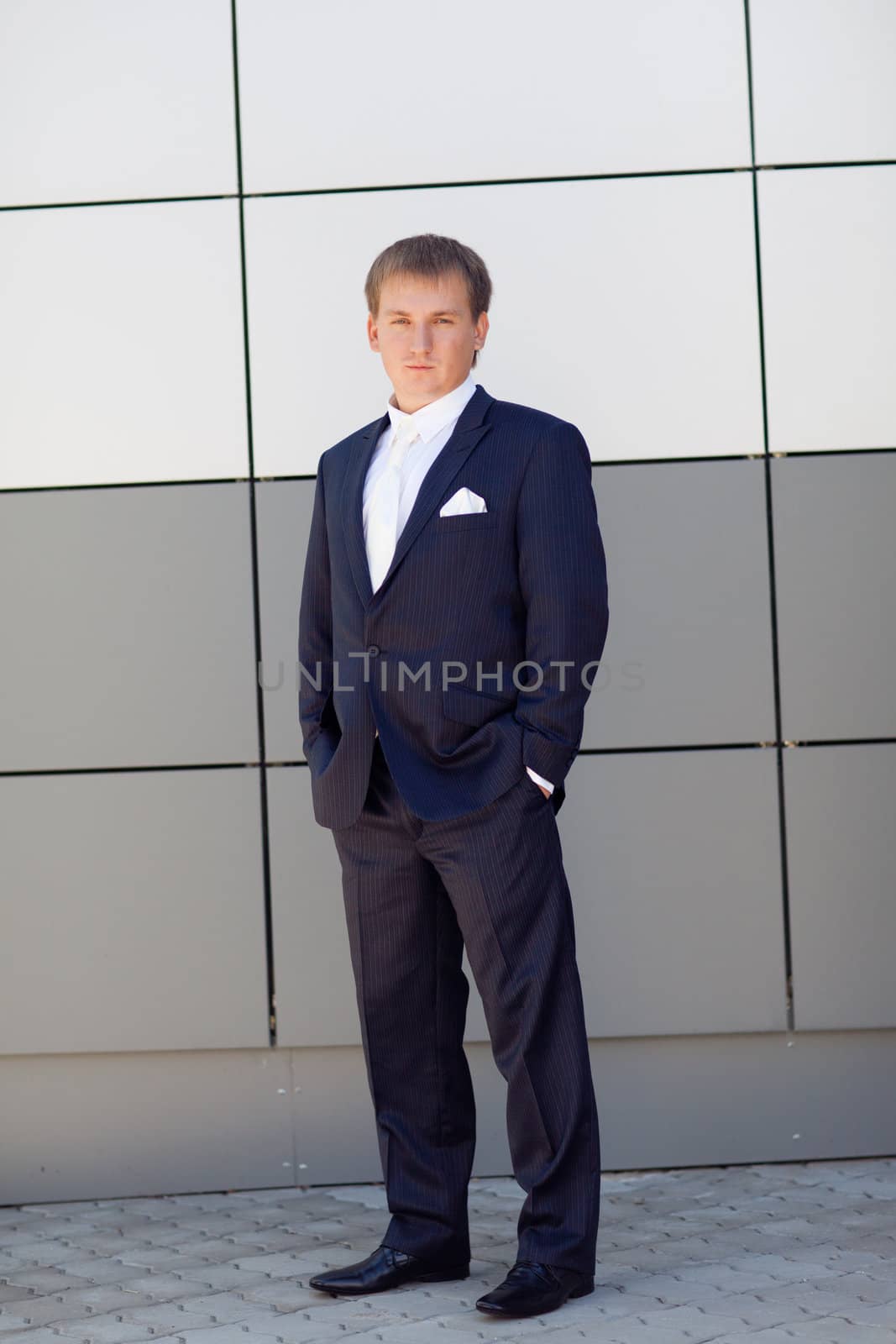 handsome fashion man by vsurkov