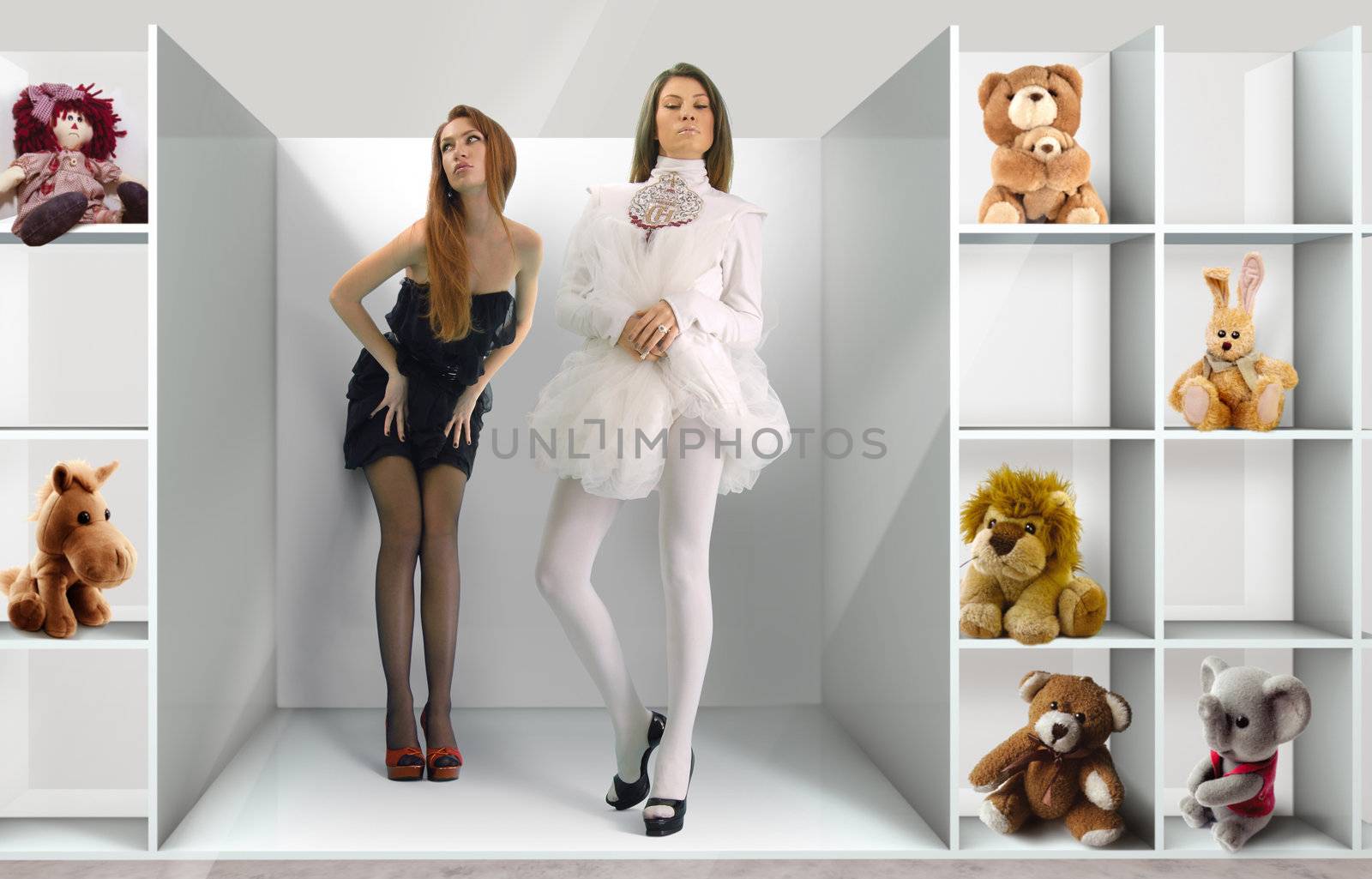 shelf and dolls by ssuaphoto