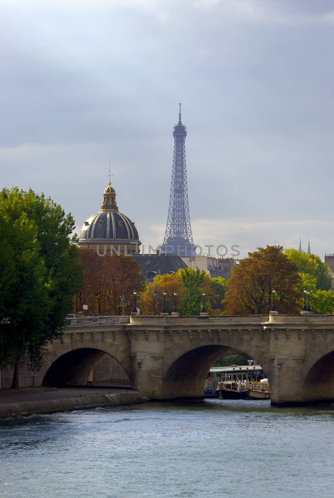 Eiffel tower in autumn by johny007pan