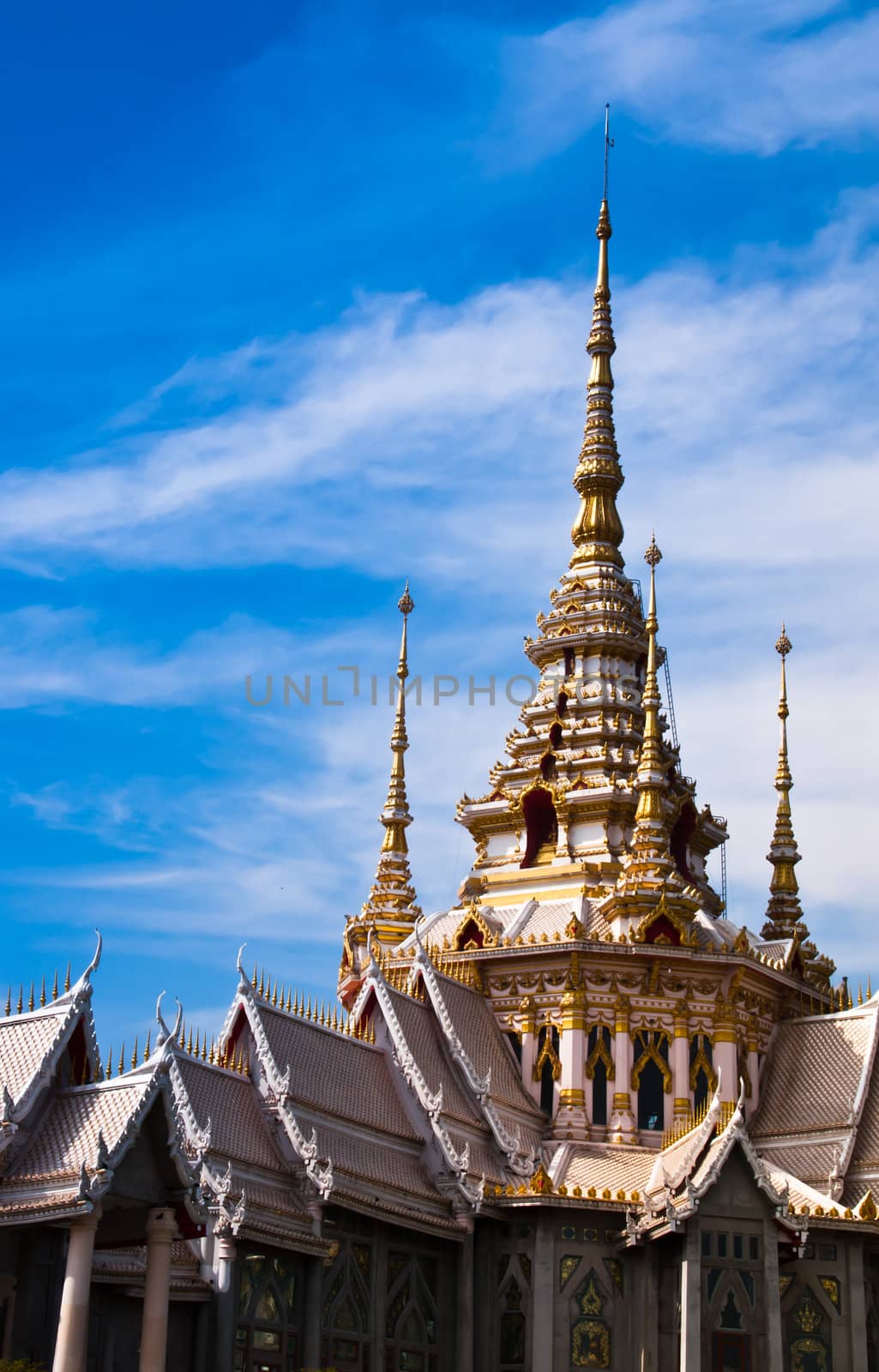 Temples in Thailand are very beautiful sculptures