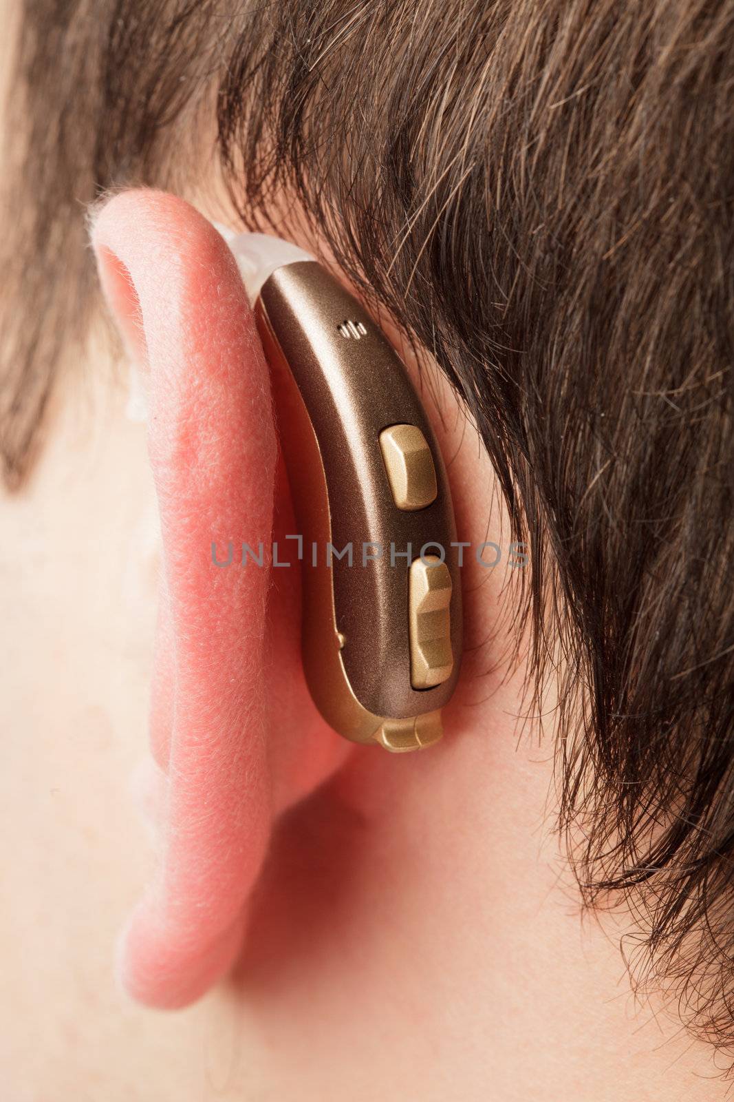 Hearing aid by oksix