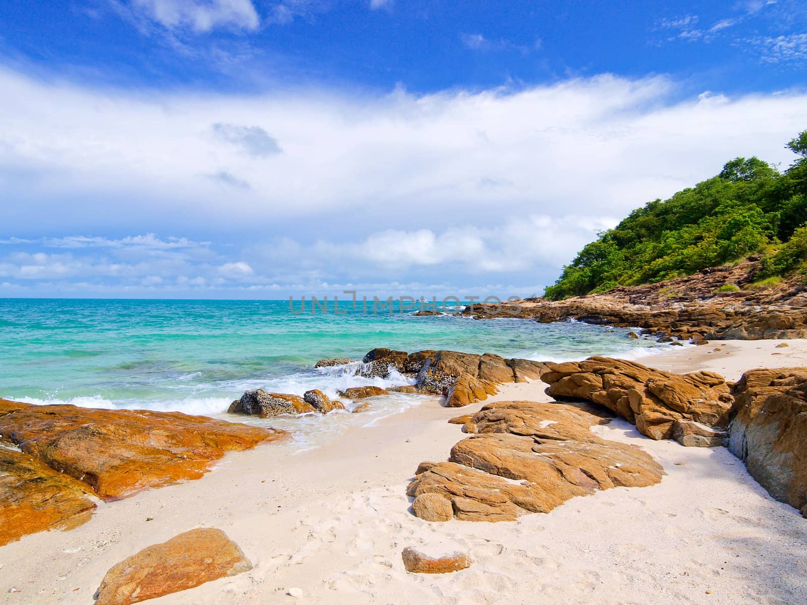 Idyllic Scene Beach at Samed Island,Thailand by jakgree