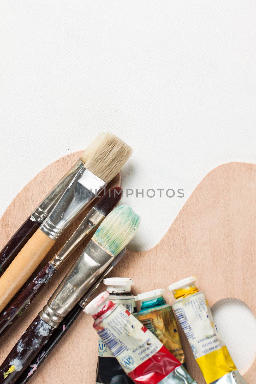 Paint brushes and oil paints by Jaykayl