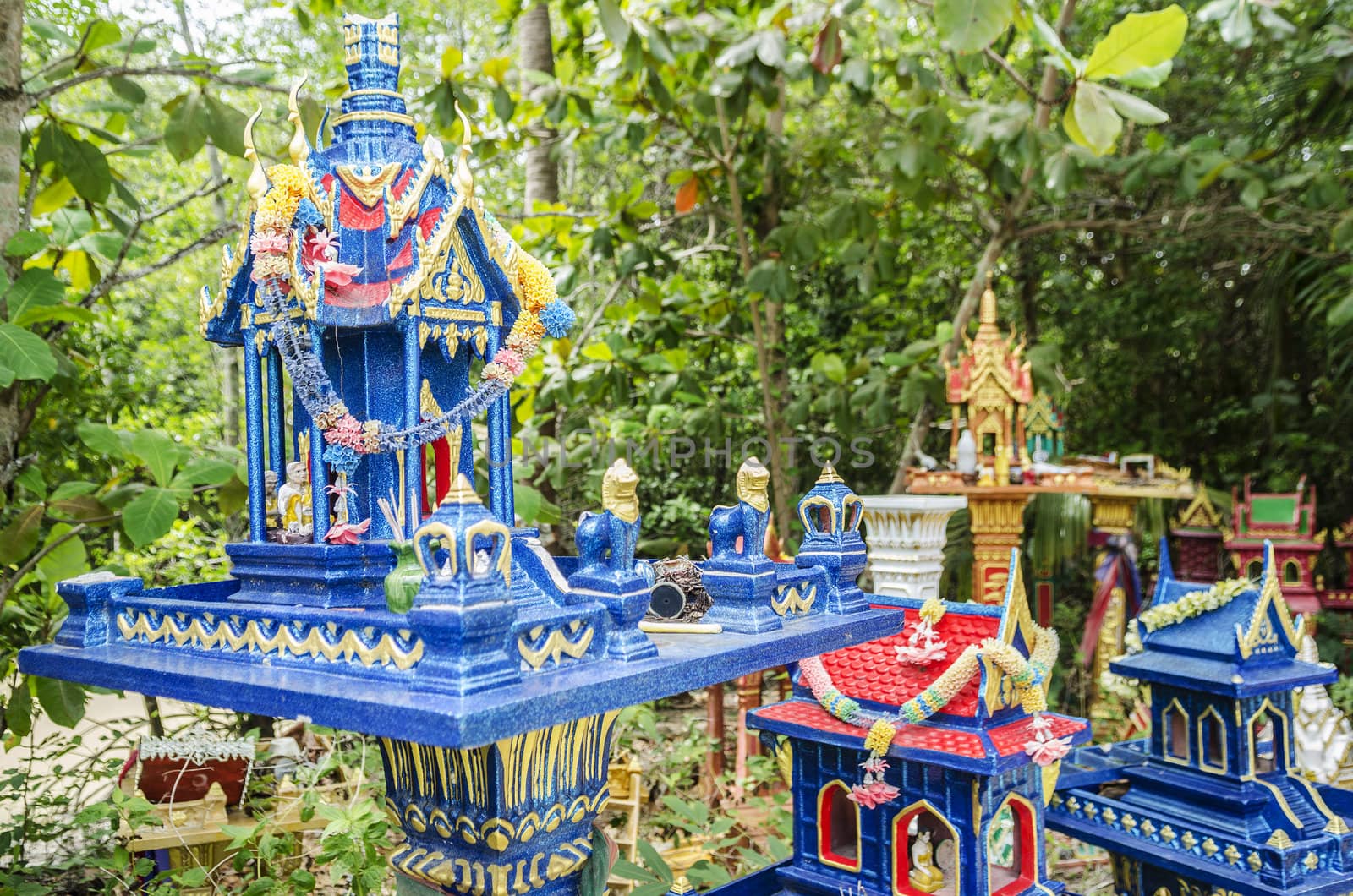 spirit houses in ko phangan thailand by jackmalipan