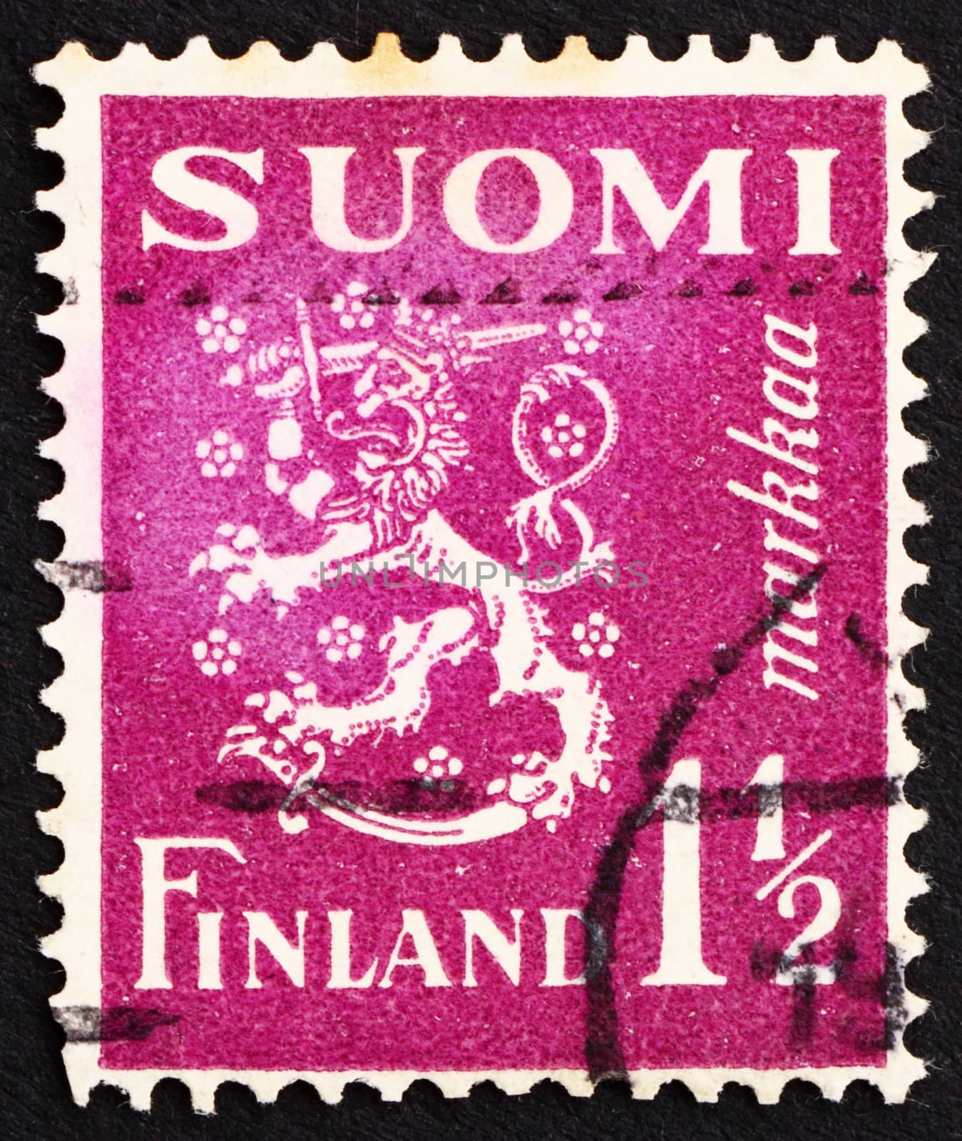 FINLAND - CIRCA 1930: a stamp printed in the Finland shows Crowned Lion Rampant, Arms of the Republic of Finland, circa 1930