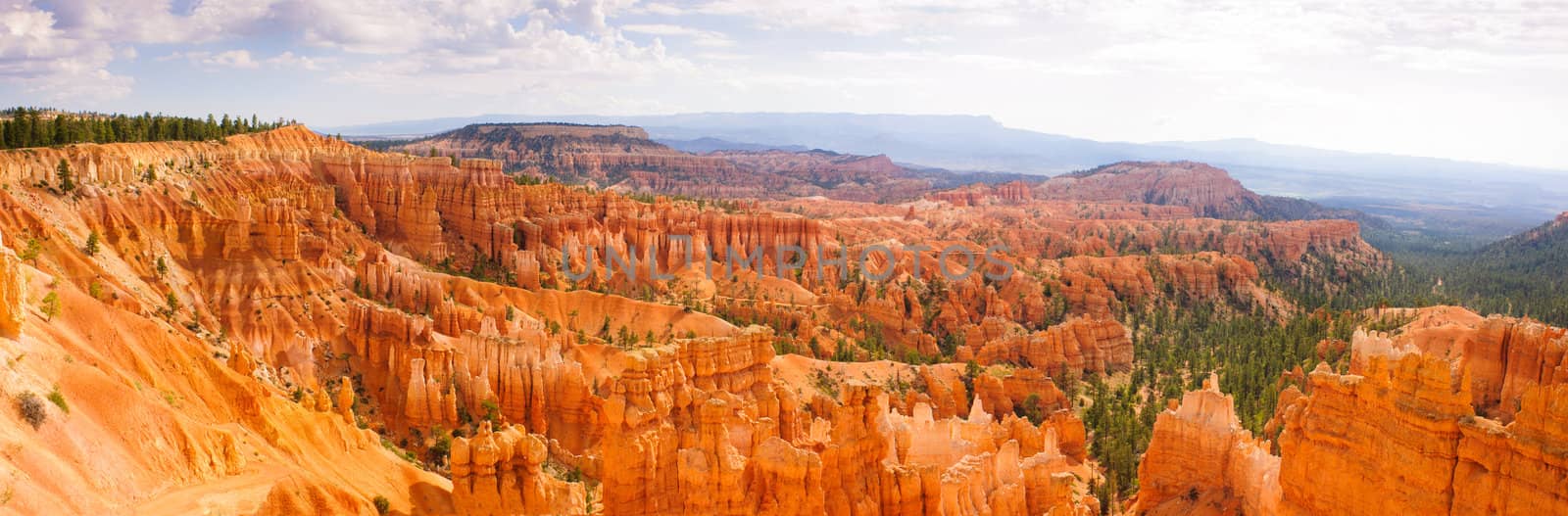 Bryce Canyon by jeffbanke