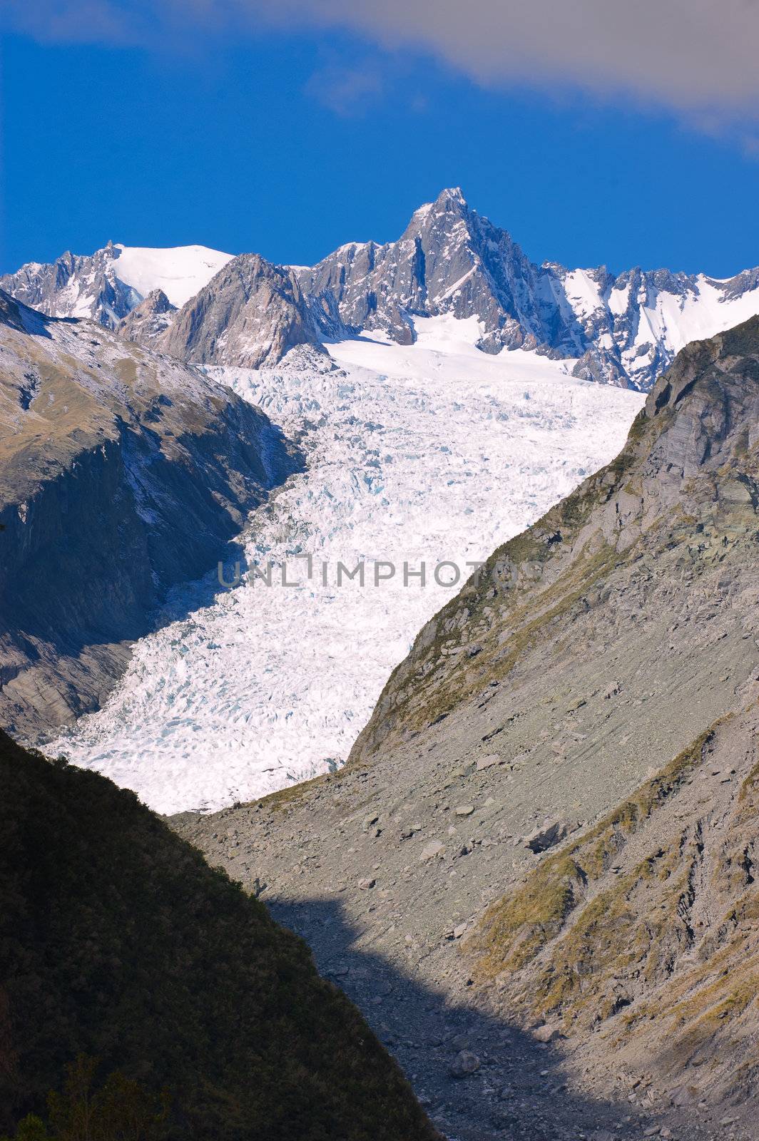 Fox Glacier by jeffbanke