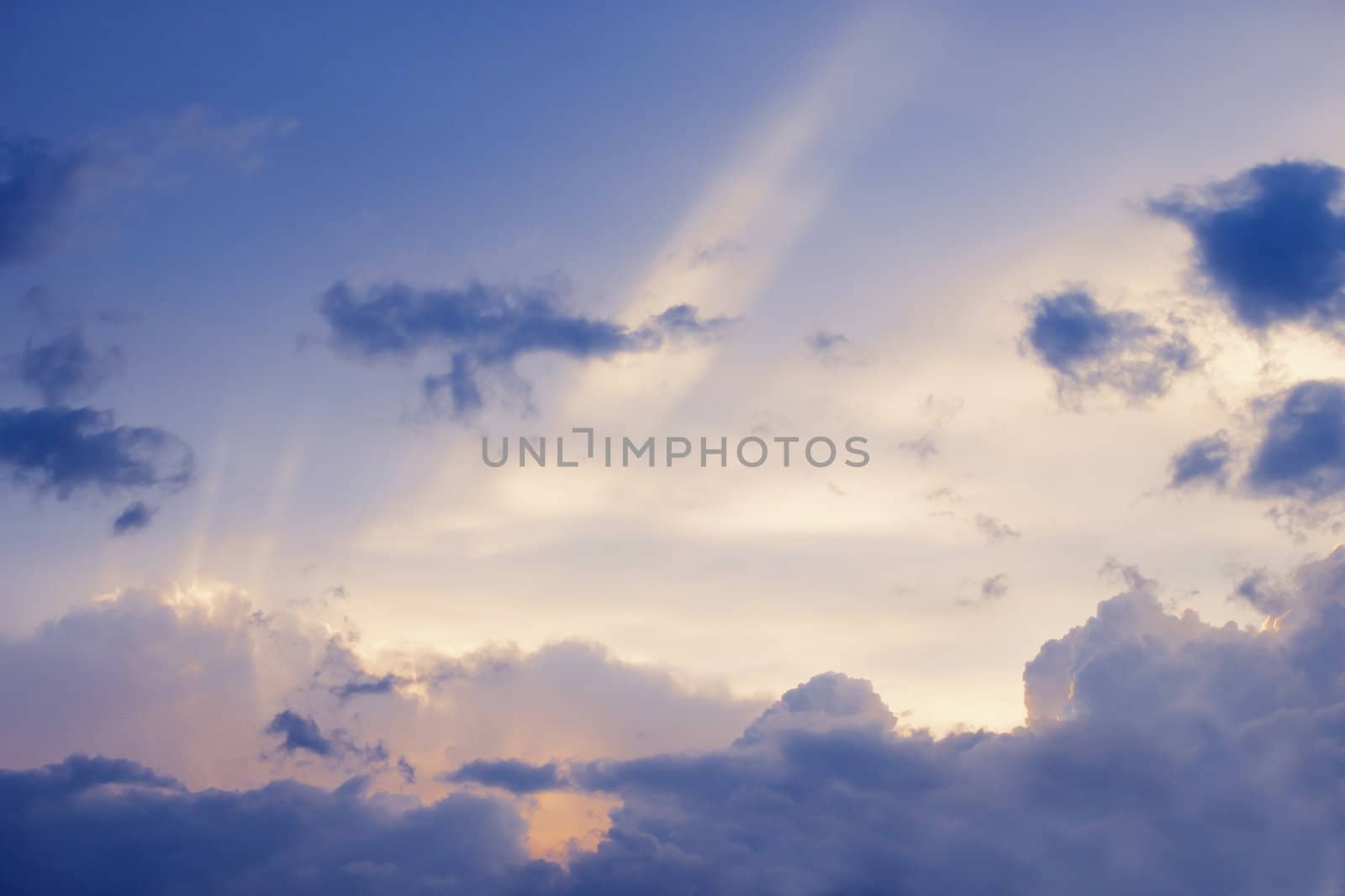 Overcast beautiful sky before a thunderstorm-background