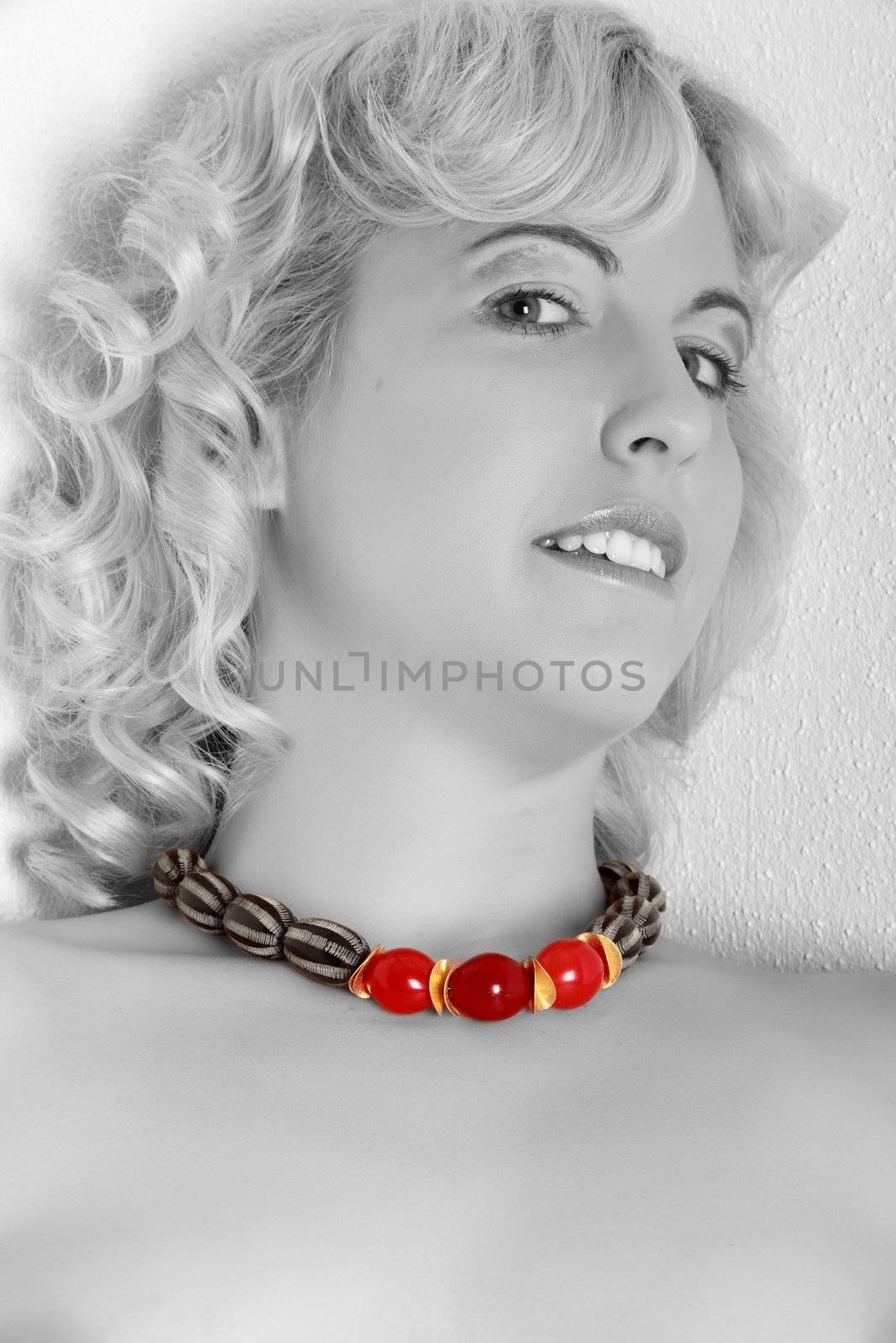 Illustrated erotic jewelry by STphotography