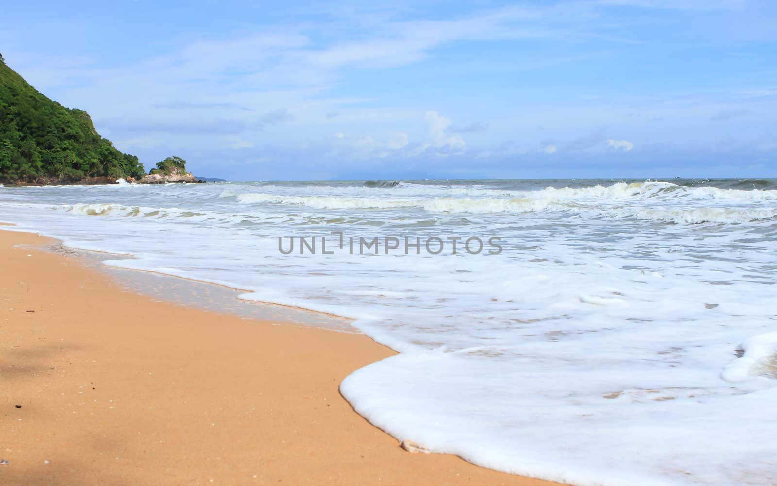 Beach of Thailand 
 by rufous