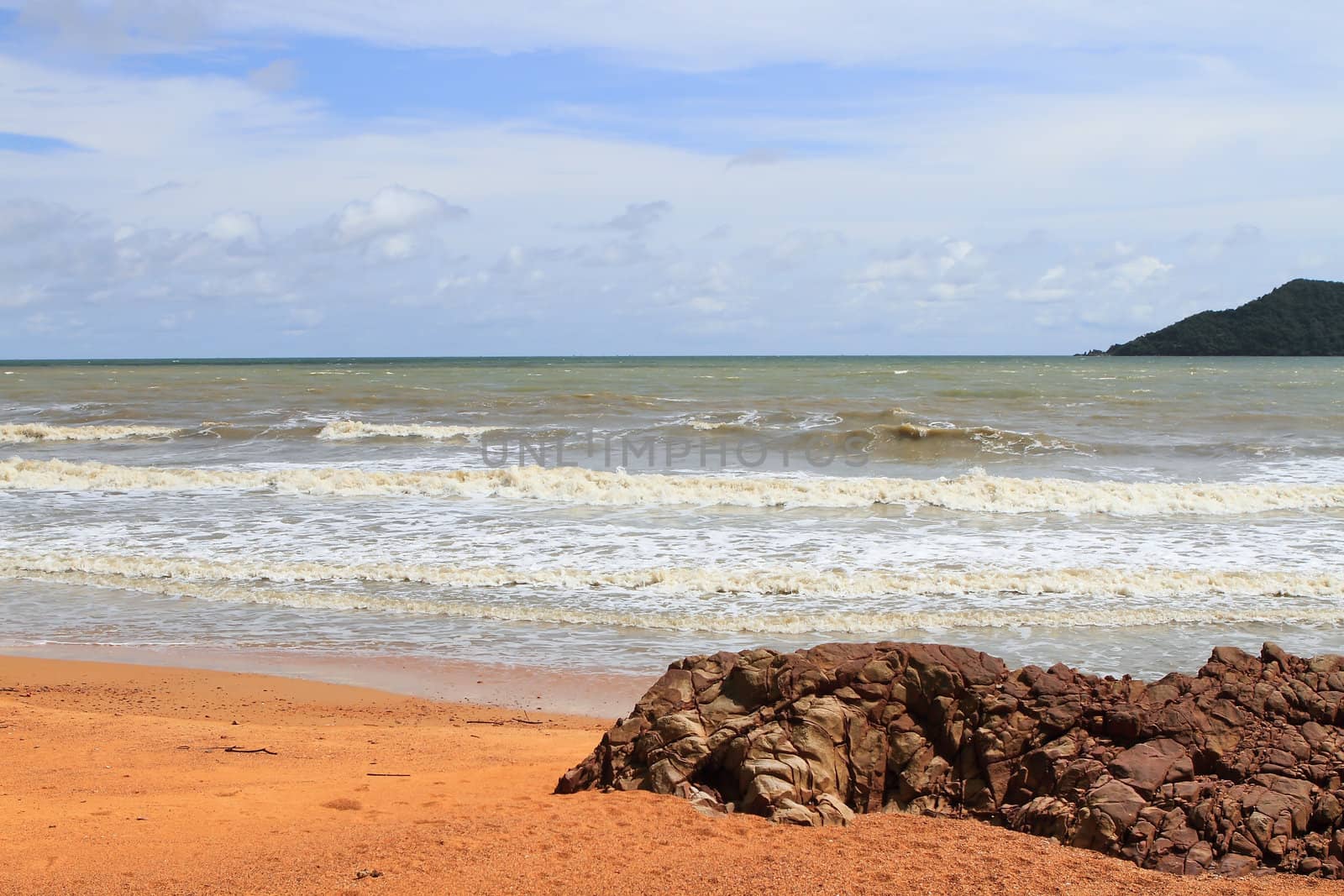 Beach of Thailand 
 by rufous