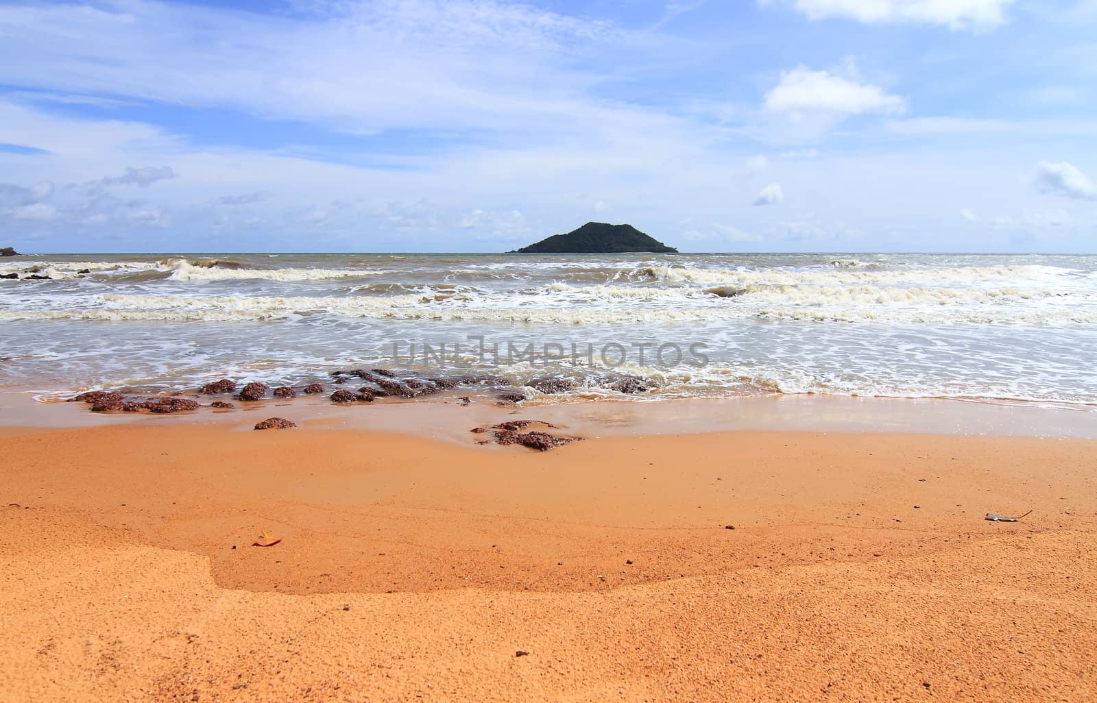 Beach of Thailand 
 by rufous