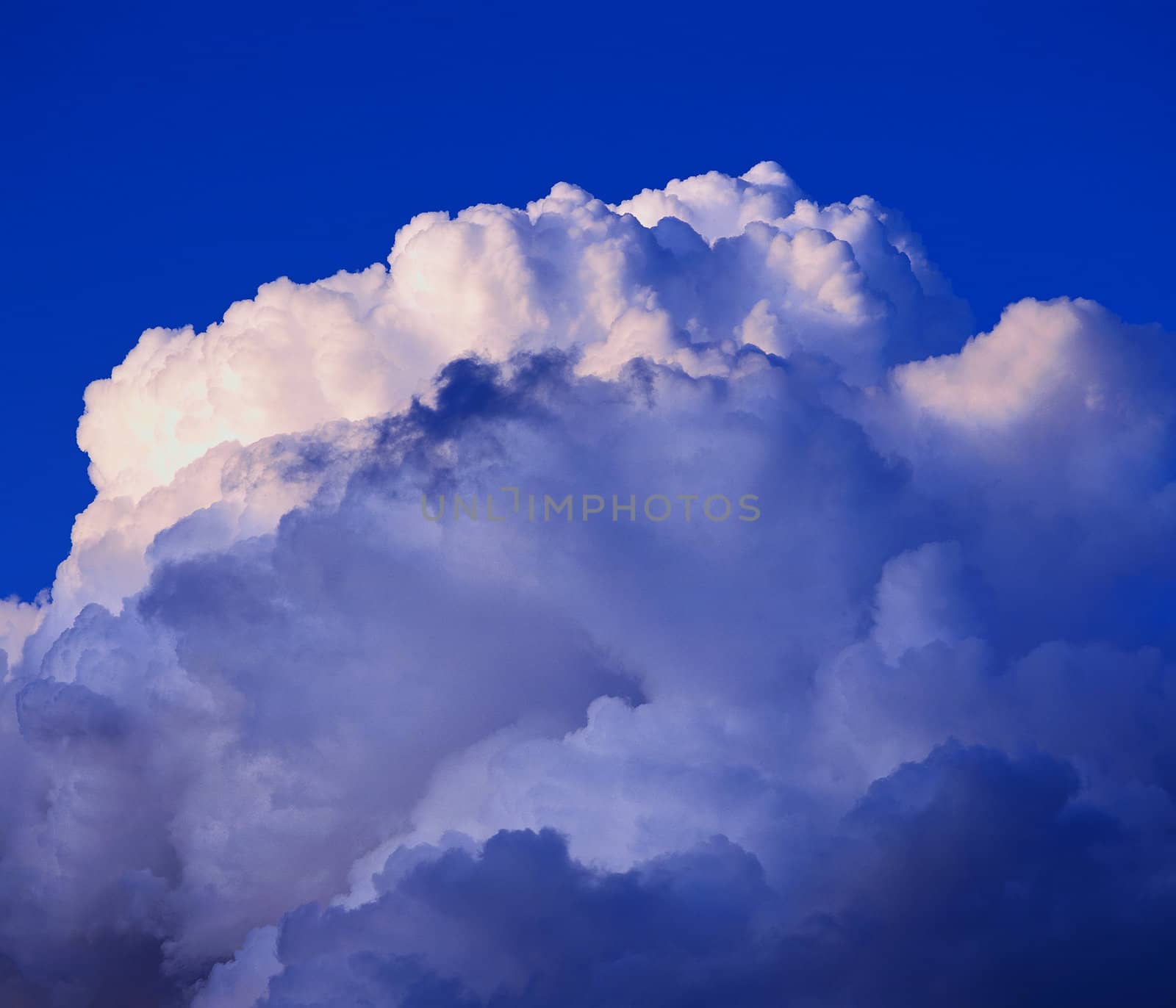 blue sky and clouds by Baltus