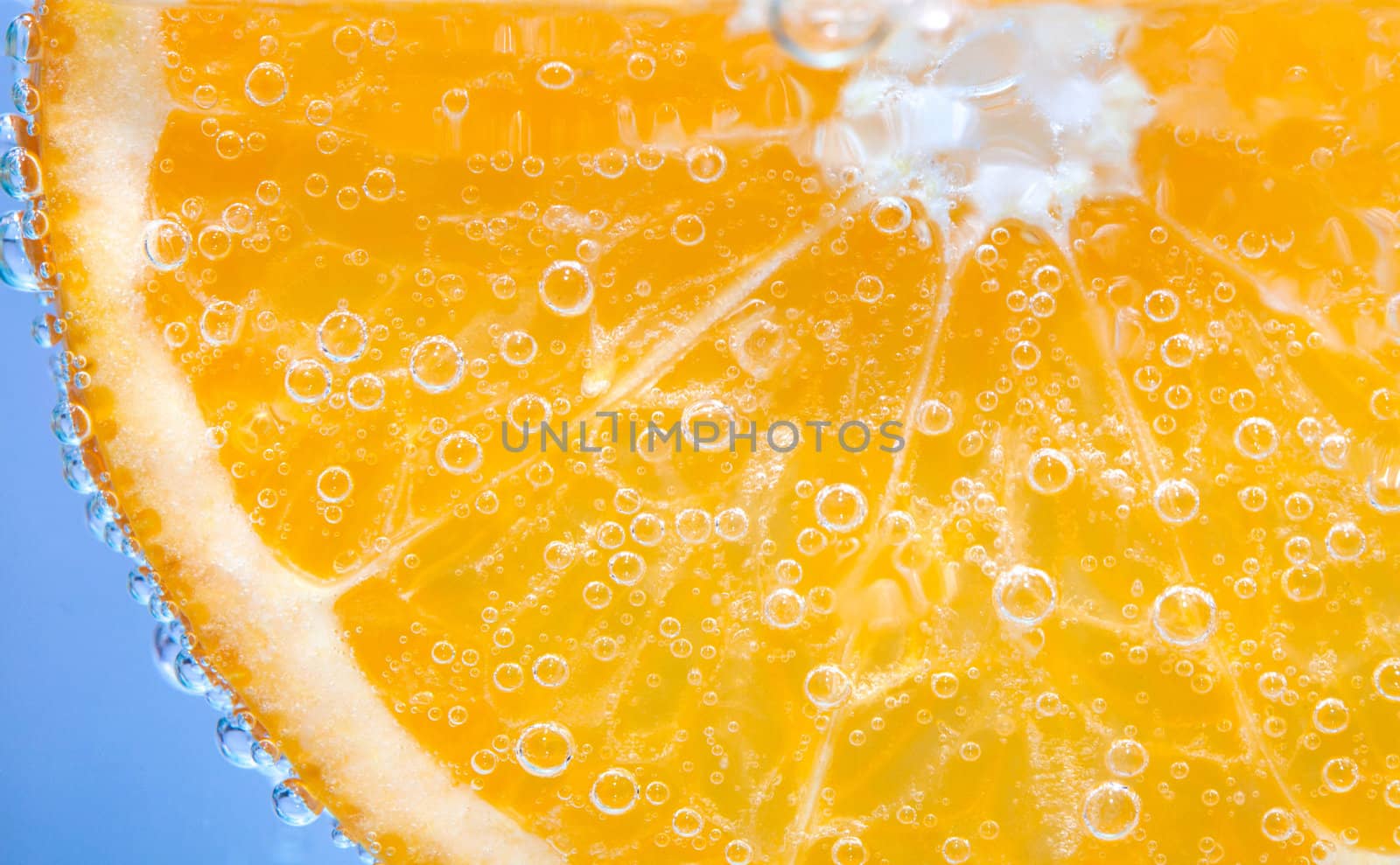 orange with water by thanatip