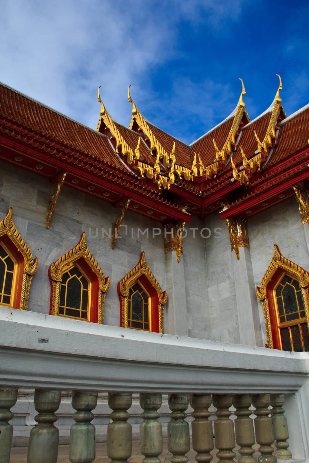Marble Temple in Bangkok Thailand ( Wat Benchamabapit)