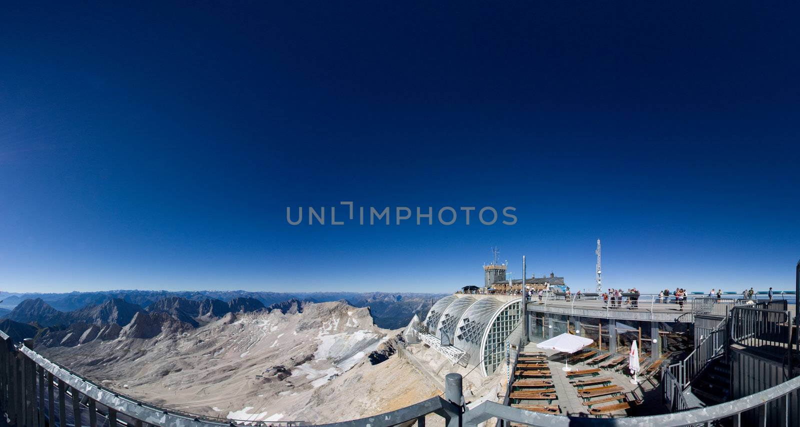 M�nchner Haus at the Zugspitze, mountain in the Alps, Border Germany and Austria