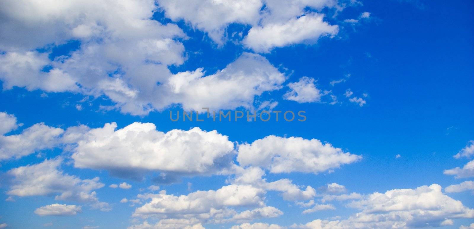 sky by Pakhnyushchyy