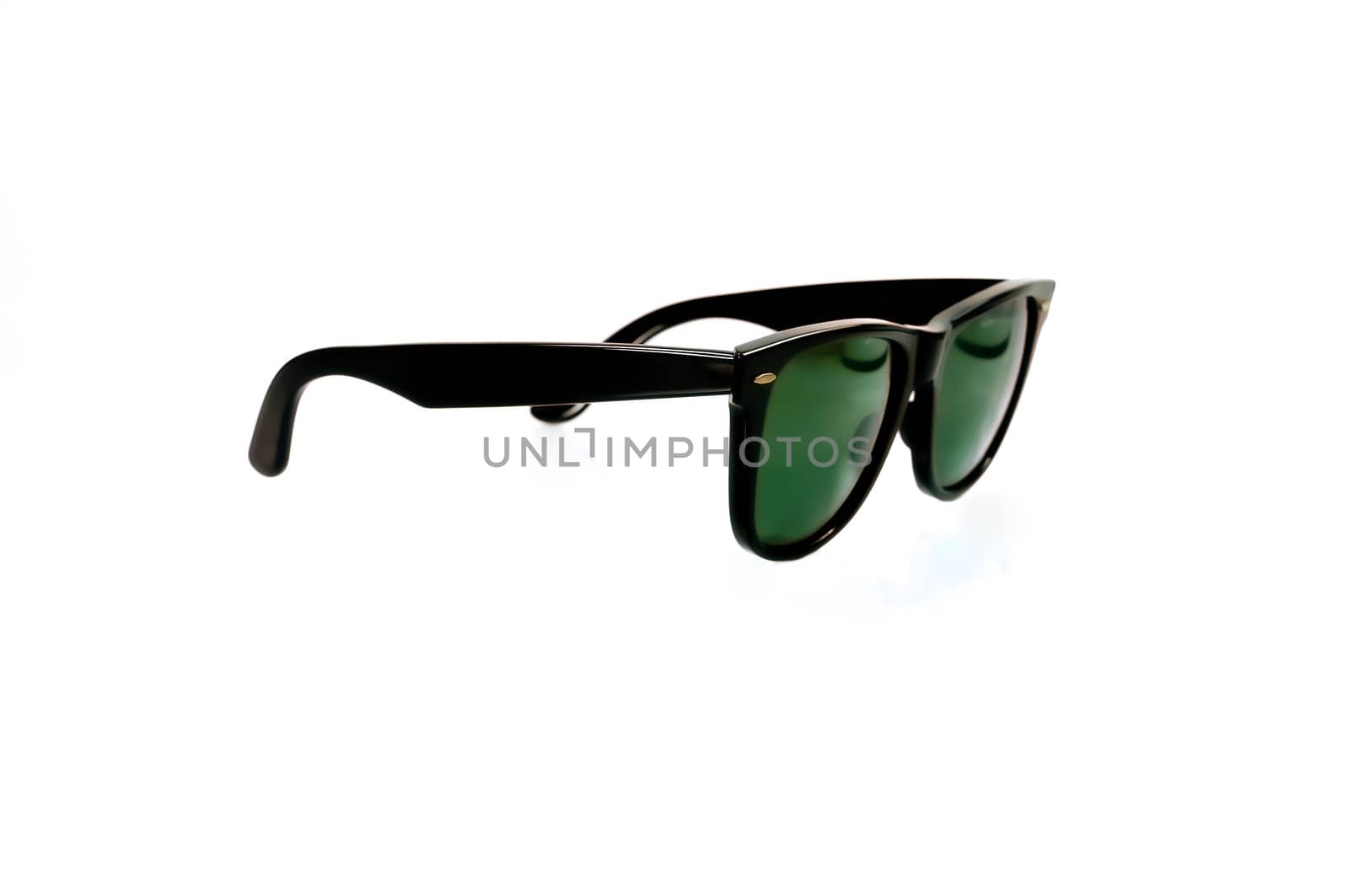 sunglasses wayfarer style old school vintage style