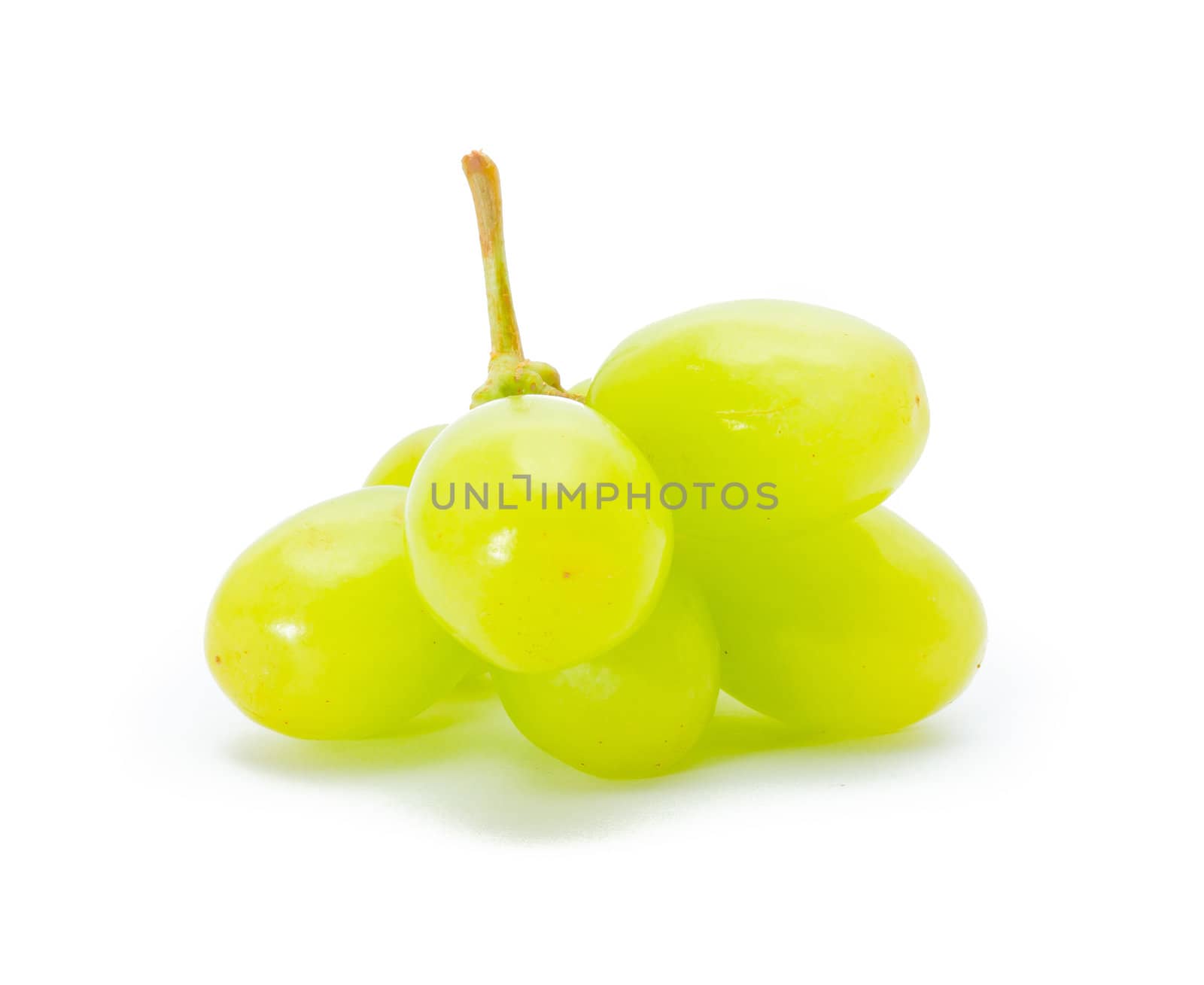 grapes Isolated on the white