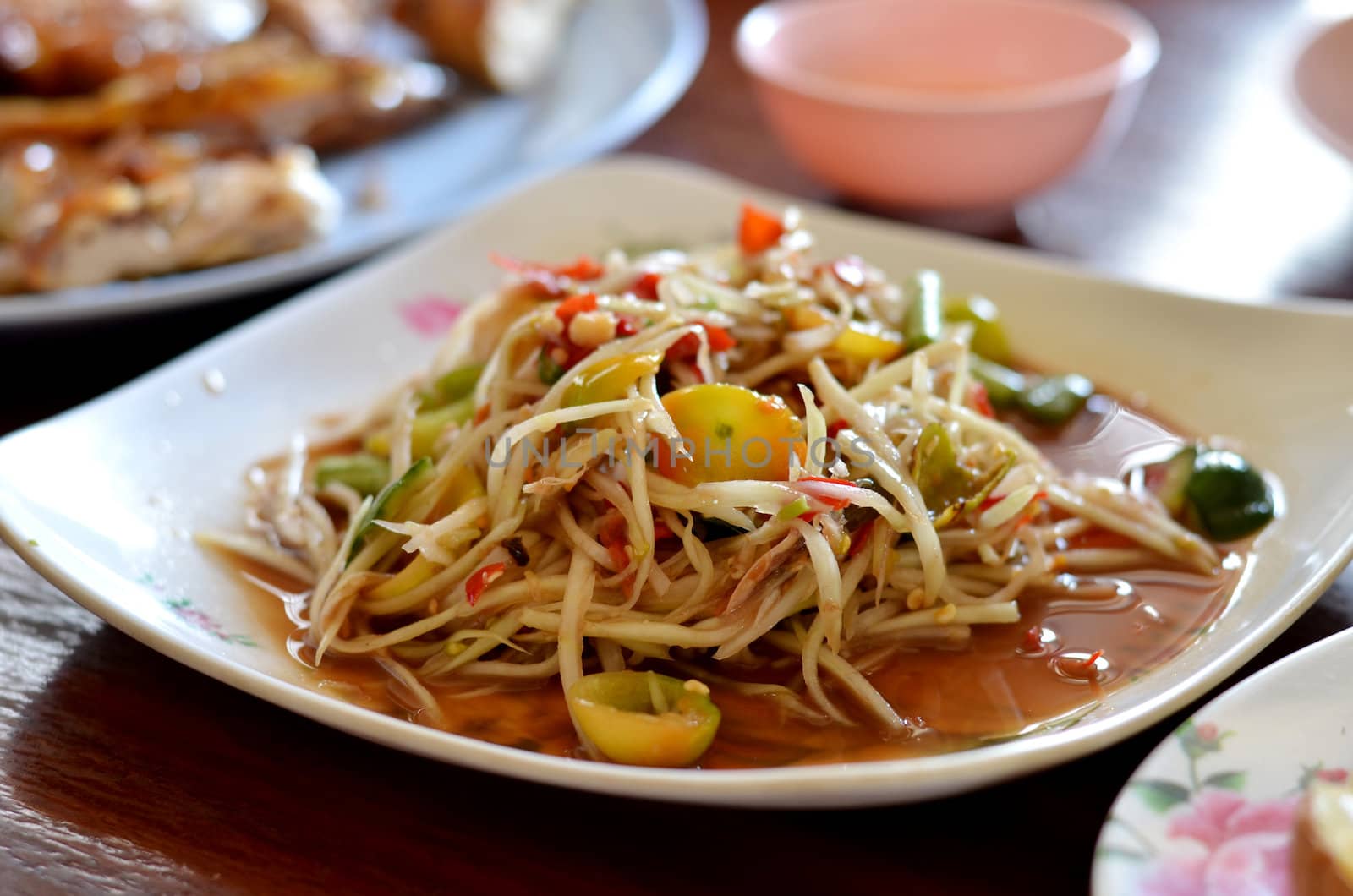 spicy papaya salad by rakratchada